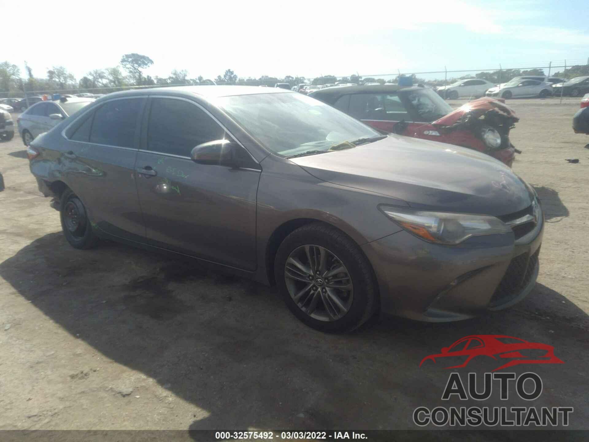 TOYOTA CAMRY 2017 - 4T1BF1FK2HU440615