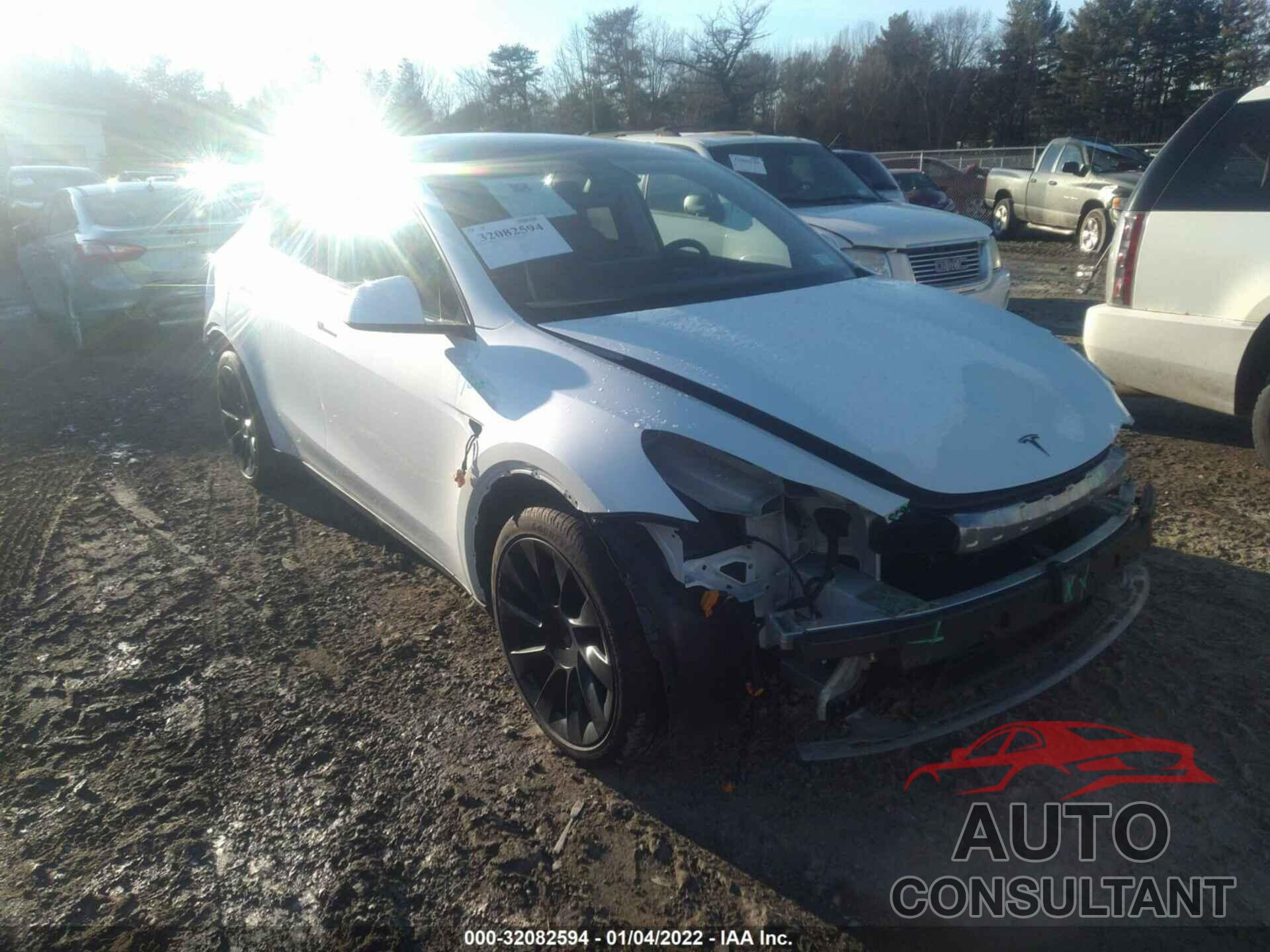 TESLA MODEL Y 2021 - 5YJYGDEE3MF139105
