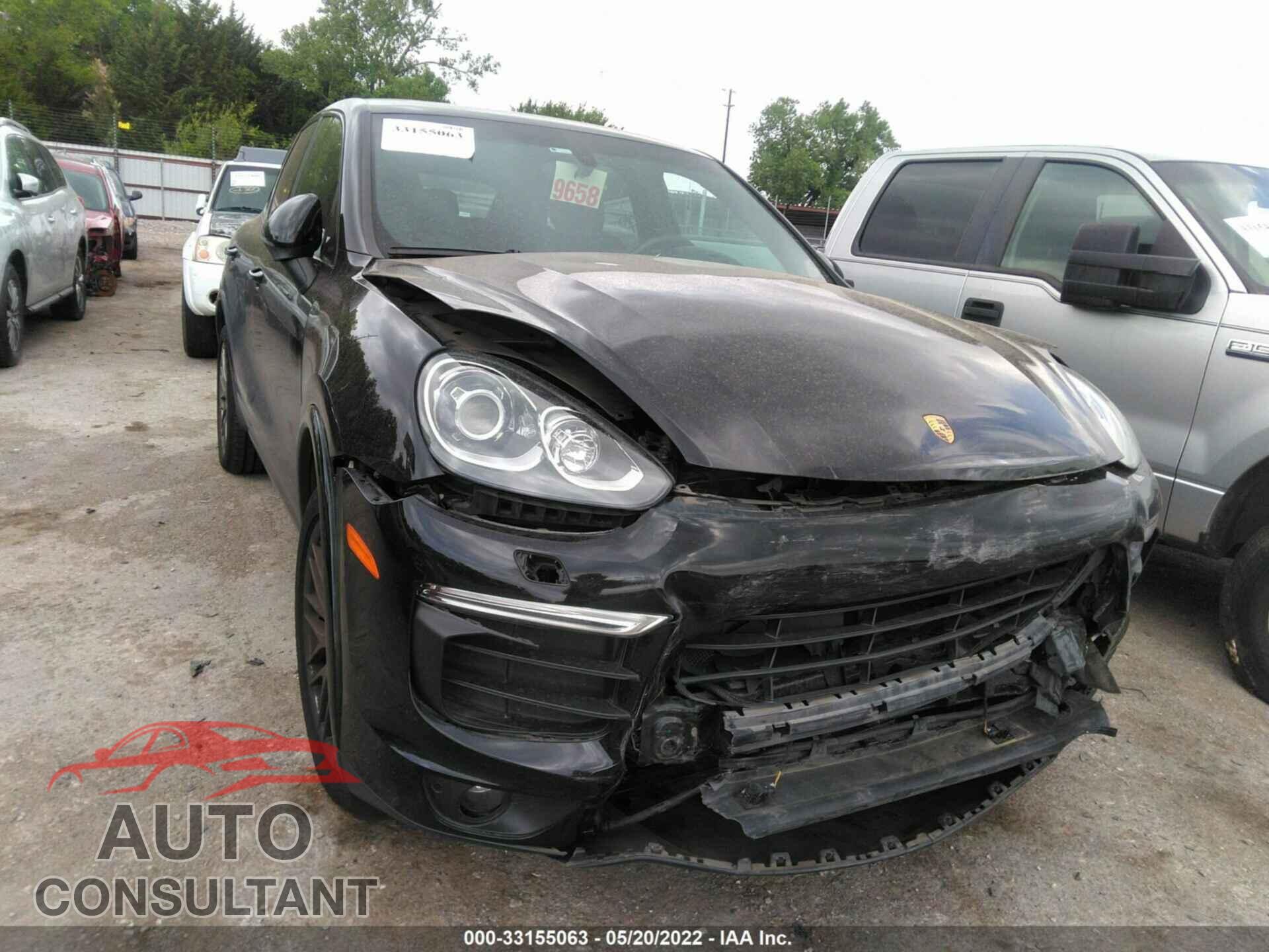 PORSCHE CAYENNE 2017 - WP1AA2A25HKA80195