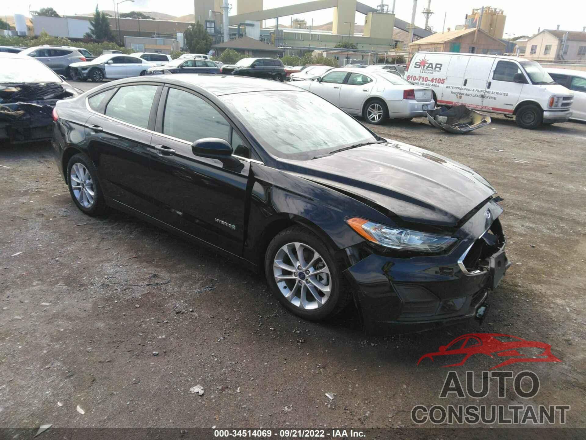 FORD FUSION HYBRID 2019 - 3FA6P0LU9KR255114