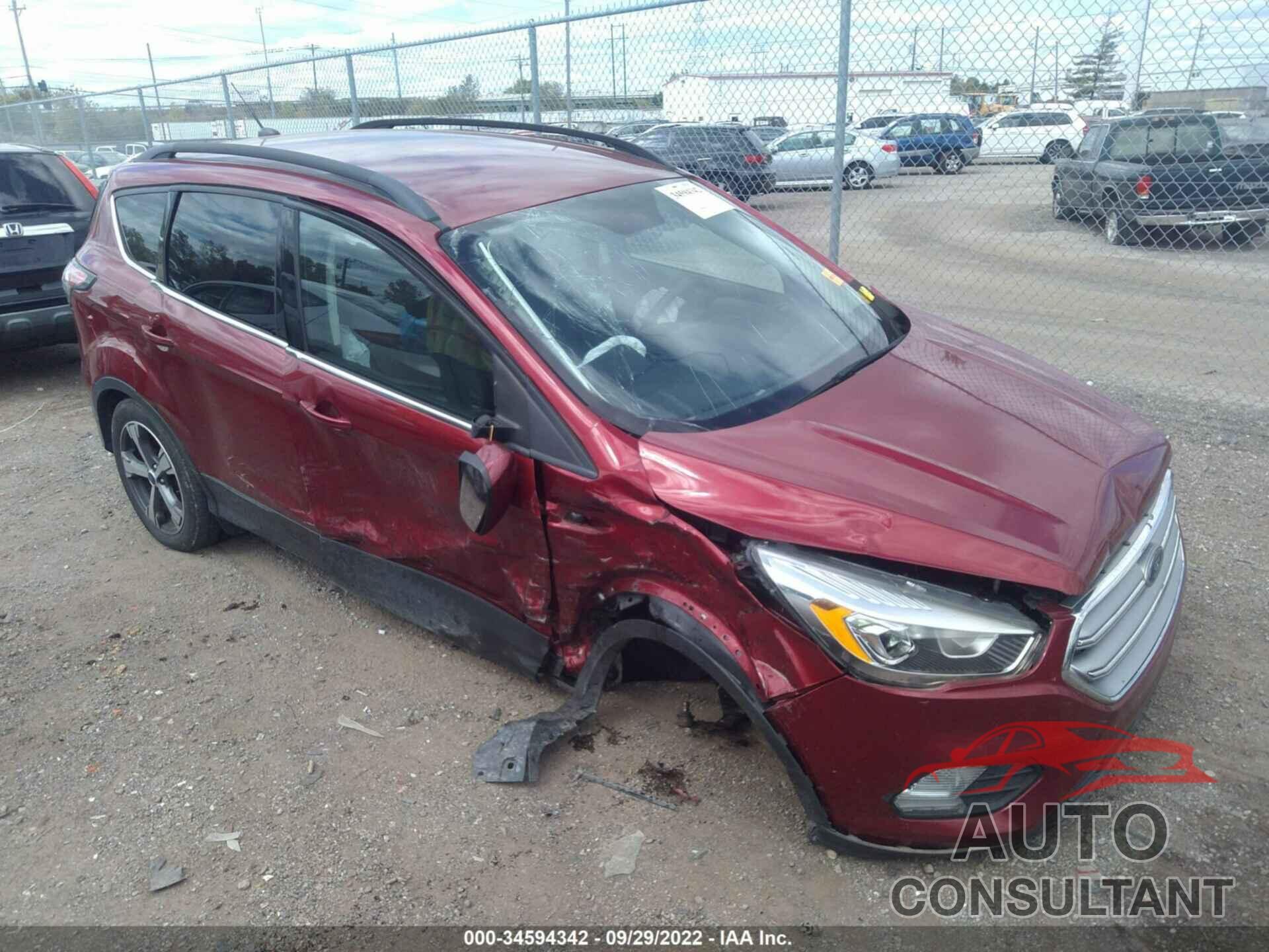FORD ESCAPE 2017 - 1FMCU9GD9HUB39851