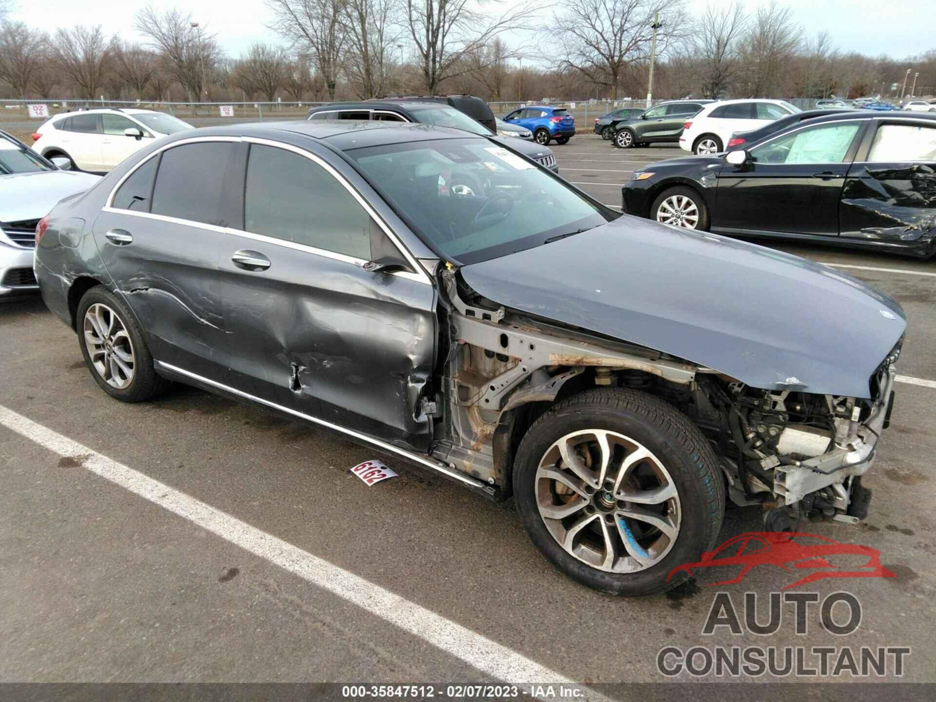 MERCEDES-BENZ C-CLASS 2017 - 55SWF4KB0HU191137