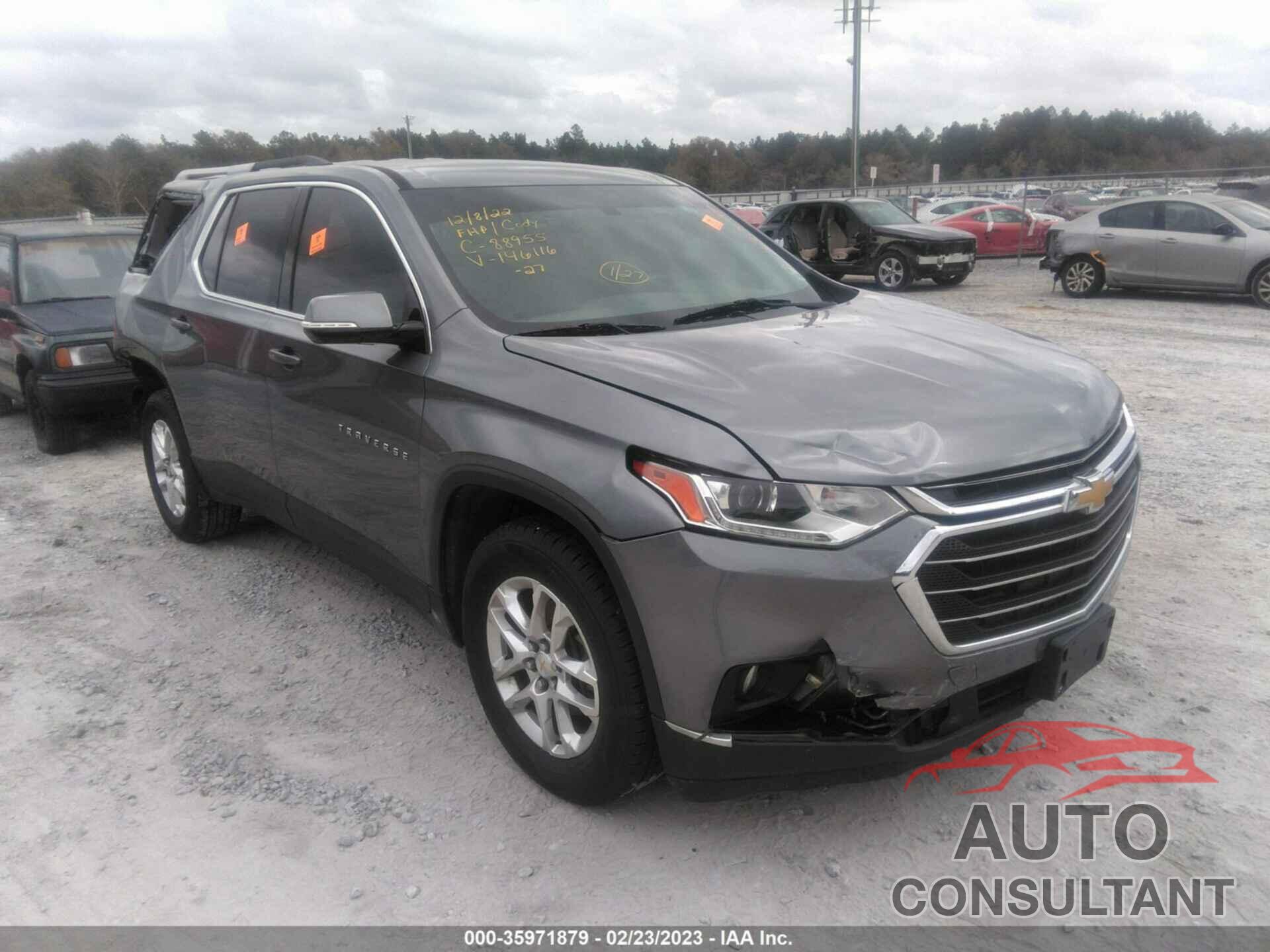 CHEVROLET TRAVERSE 2018 - 1GNERGKW0JJ146116