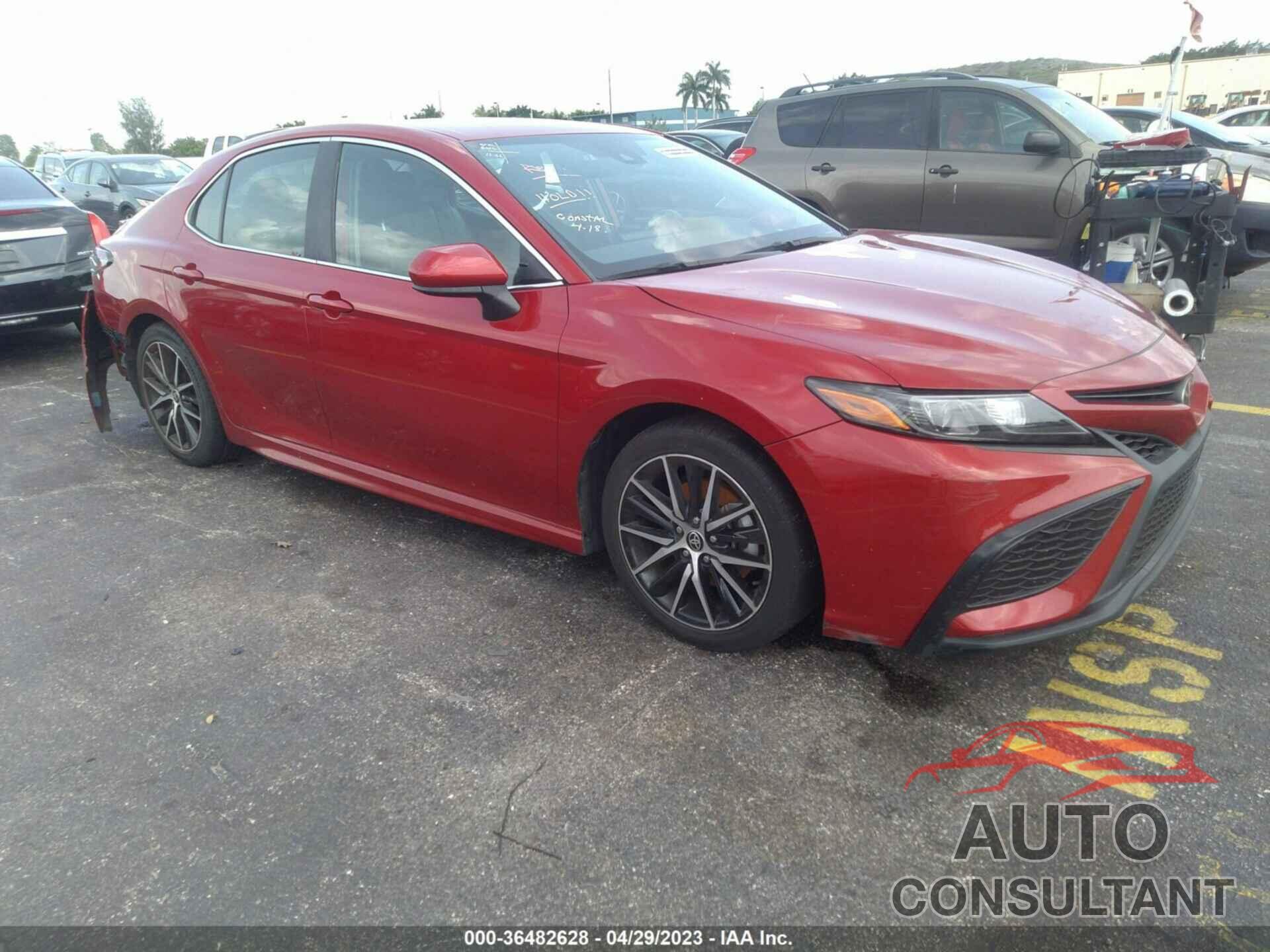 TOYOTA CAMRY 2021 - 4T1G11AK3MU415034