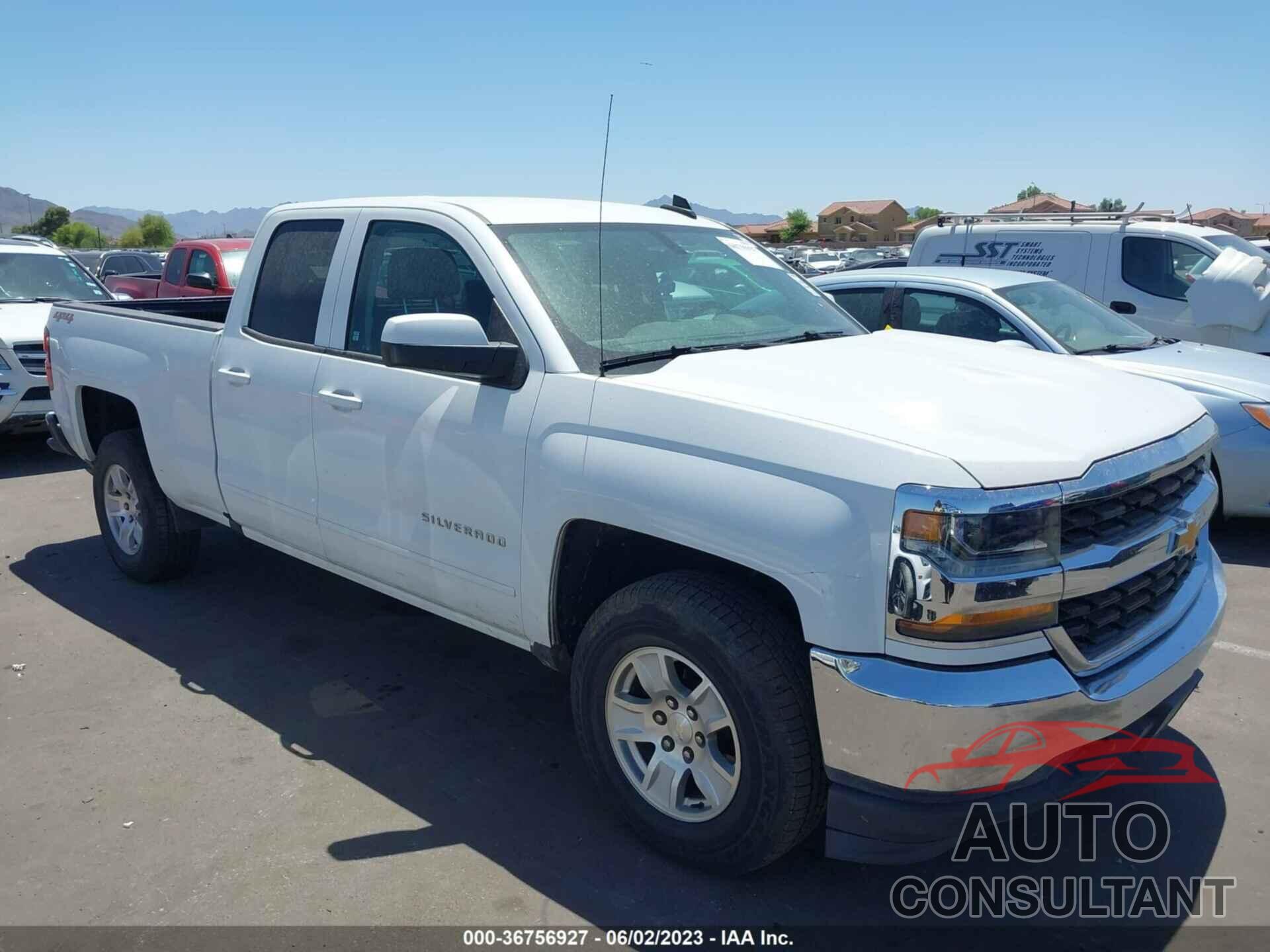 CHEVROLET SILVERADO 1500 2018 - 1GCVKREC6JZ362449