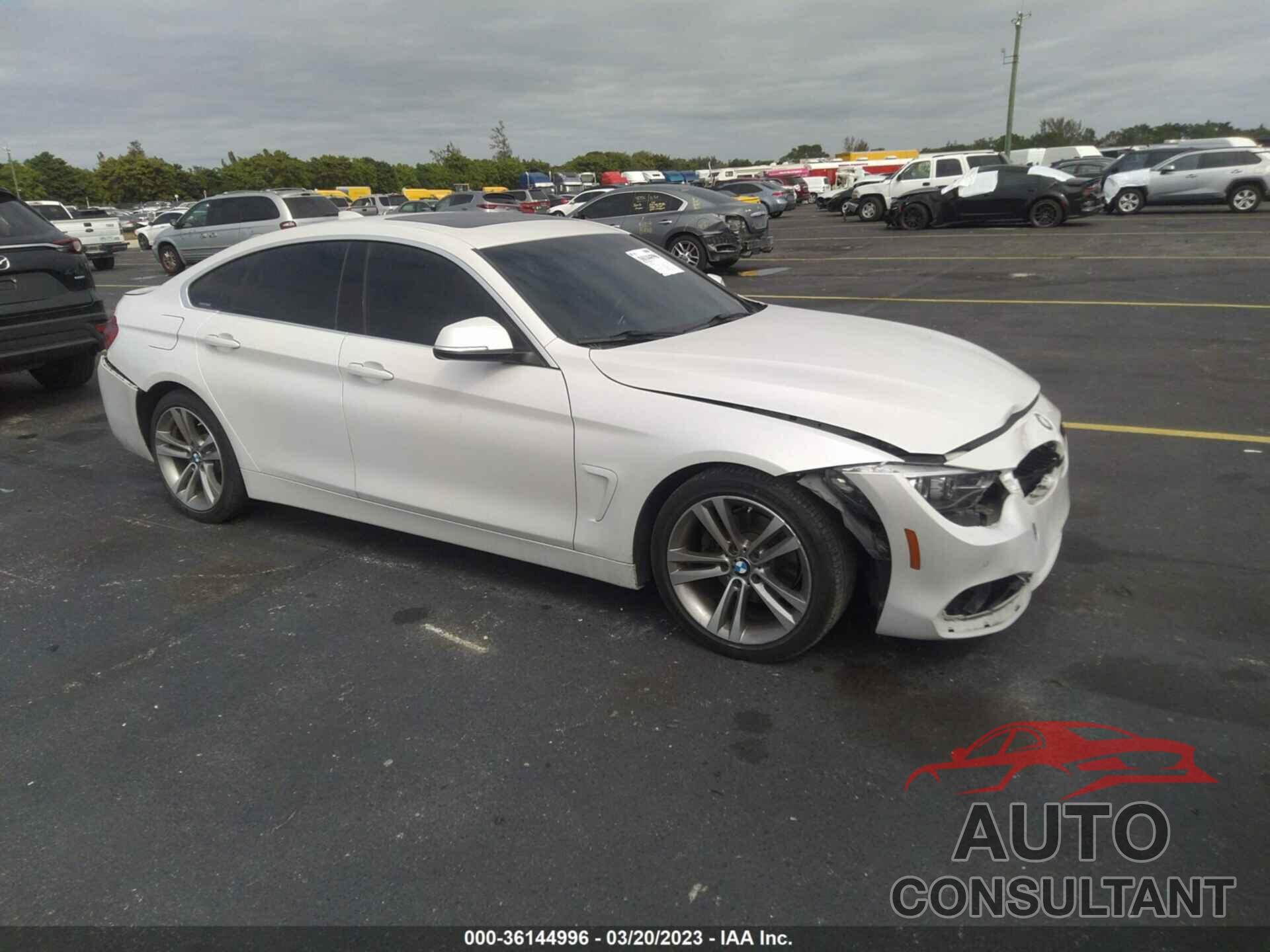 BMW 4 SERIES 2018 - WBA4J1C50JBM10344