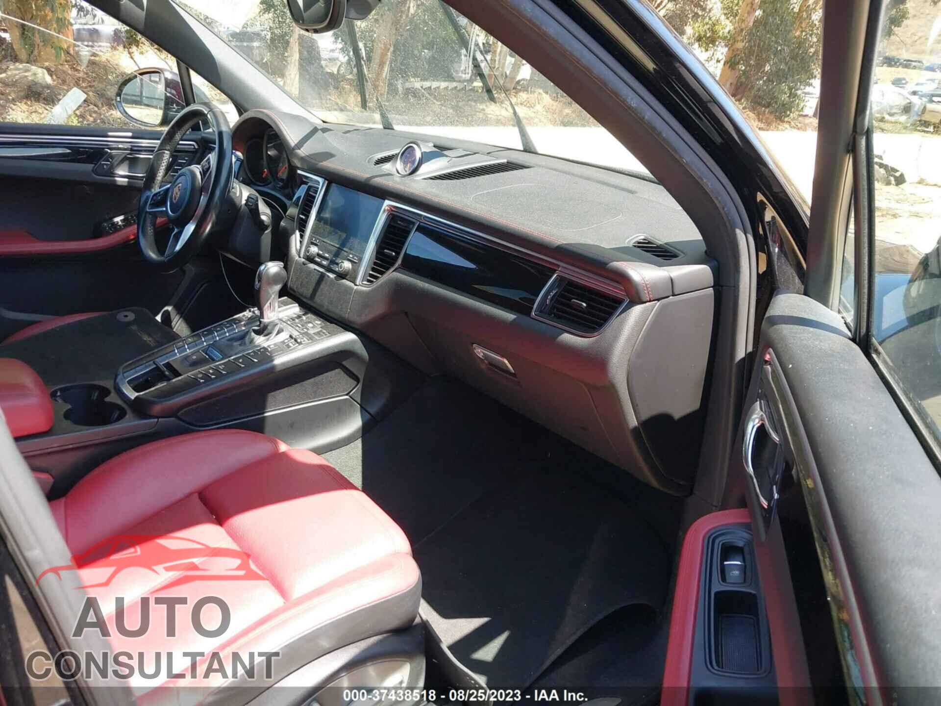 PORSCHE MACAN 2017 - WP1AB2A5XHLB14861