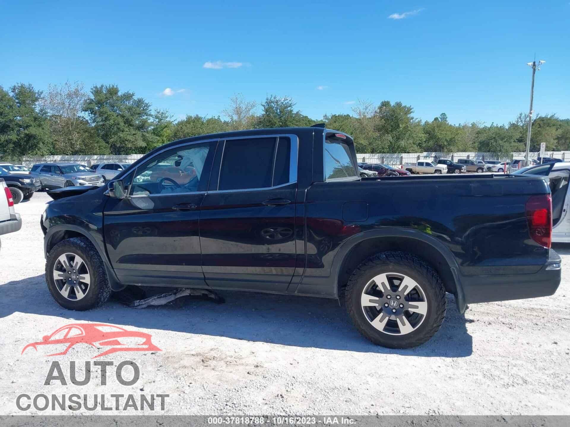 HONDA RIDGELINE 2017 - 5FPYK3F67HB009759