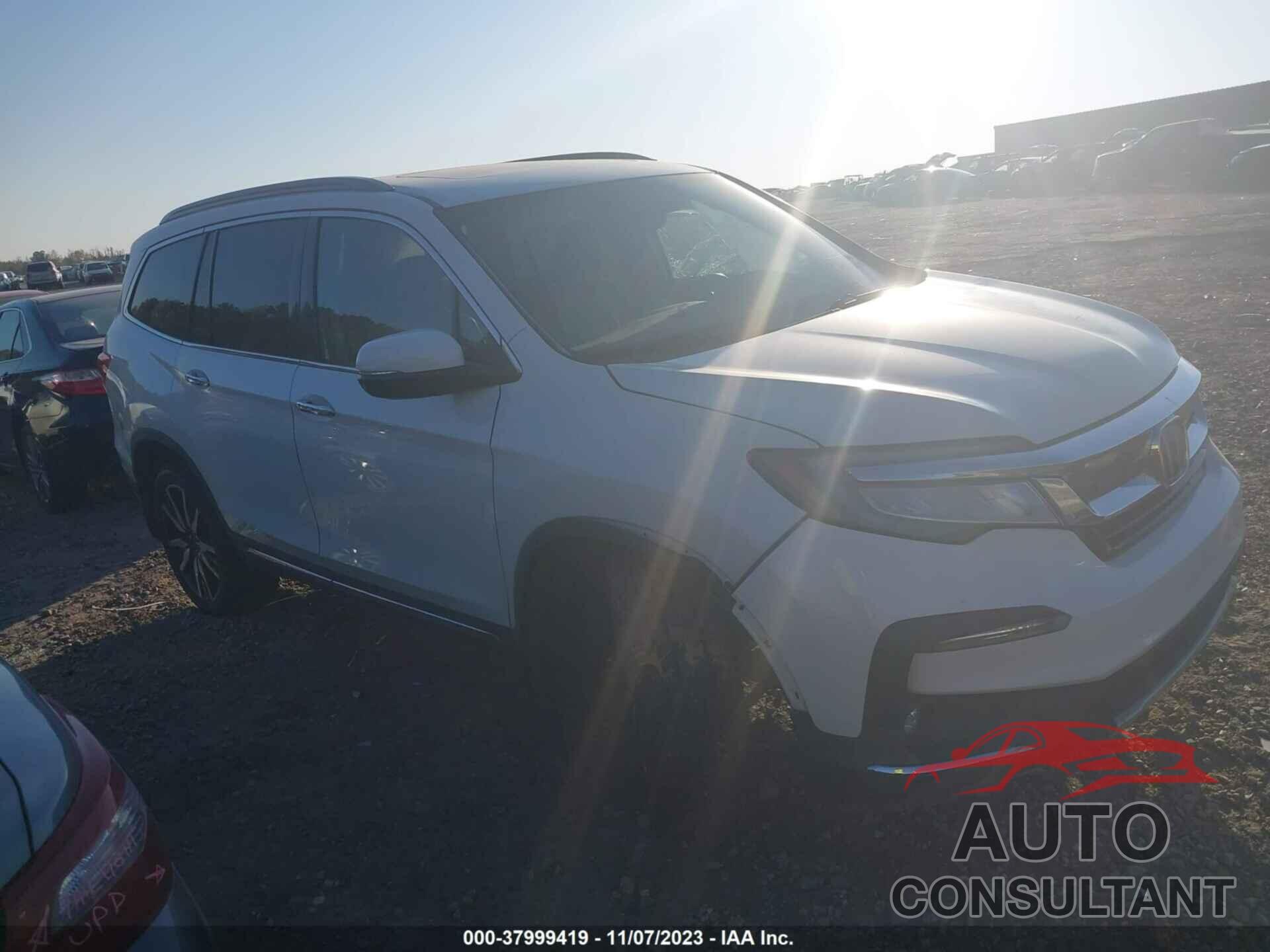 HONDA PILOT 2019 - 5FNYF6H06KB004180