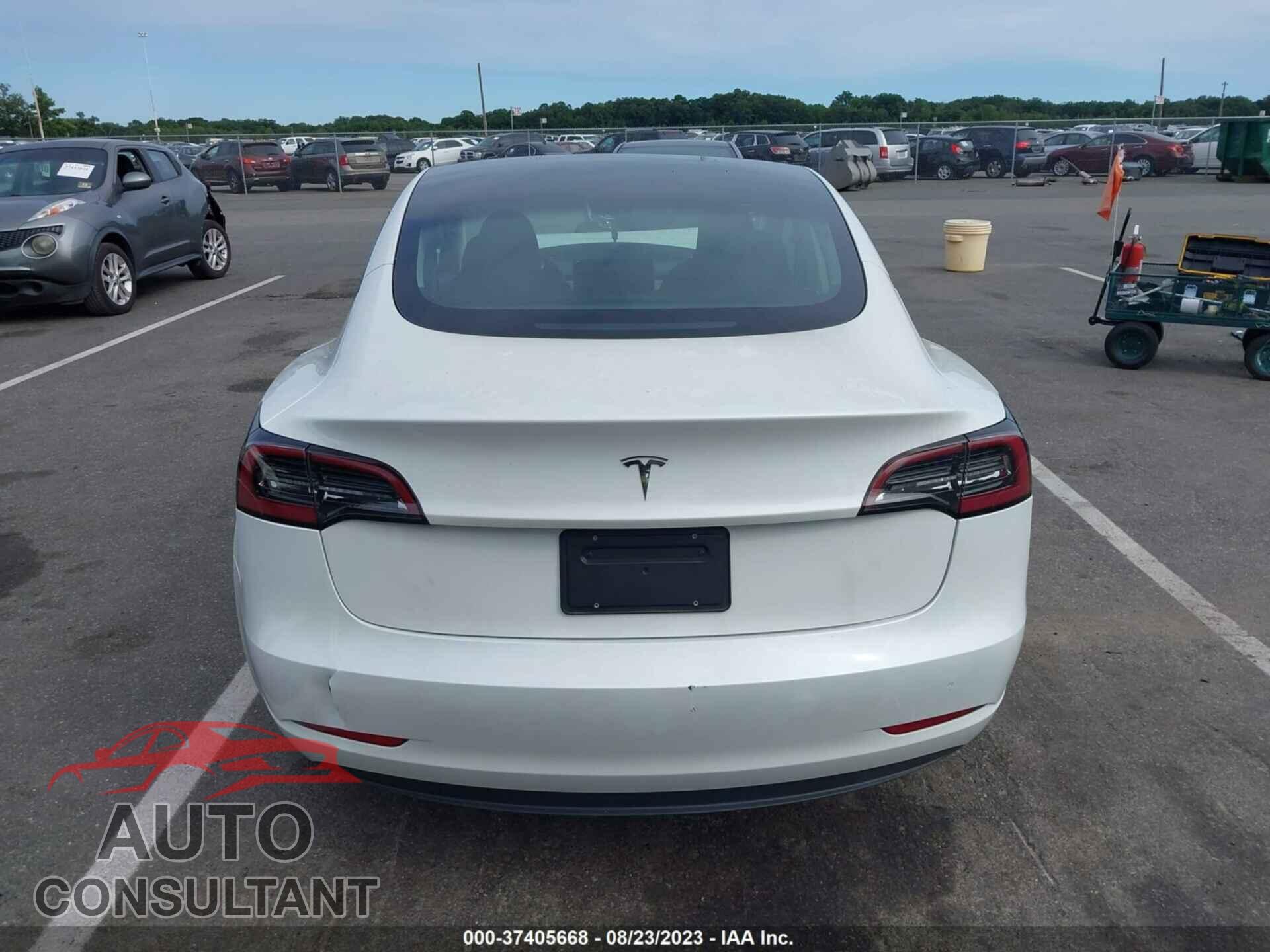 TESLA MODEL 3 2023 - 5YJ3E1EA5PF556693