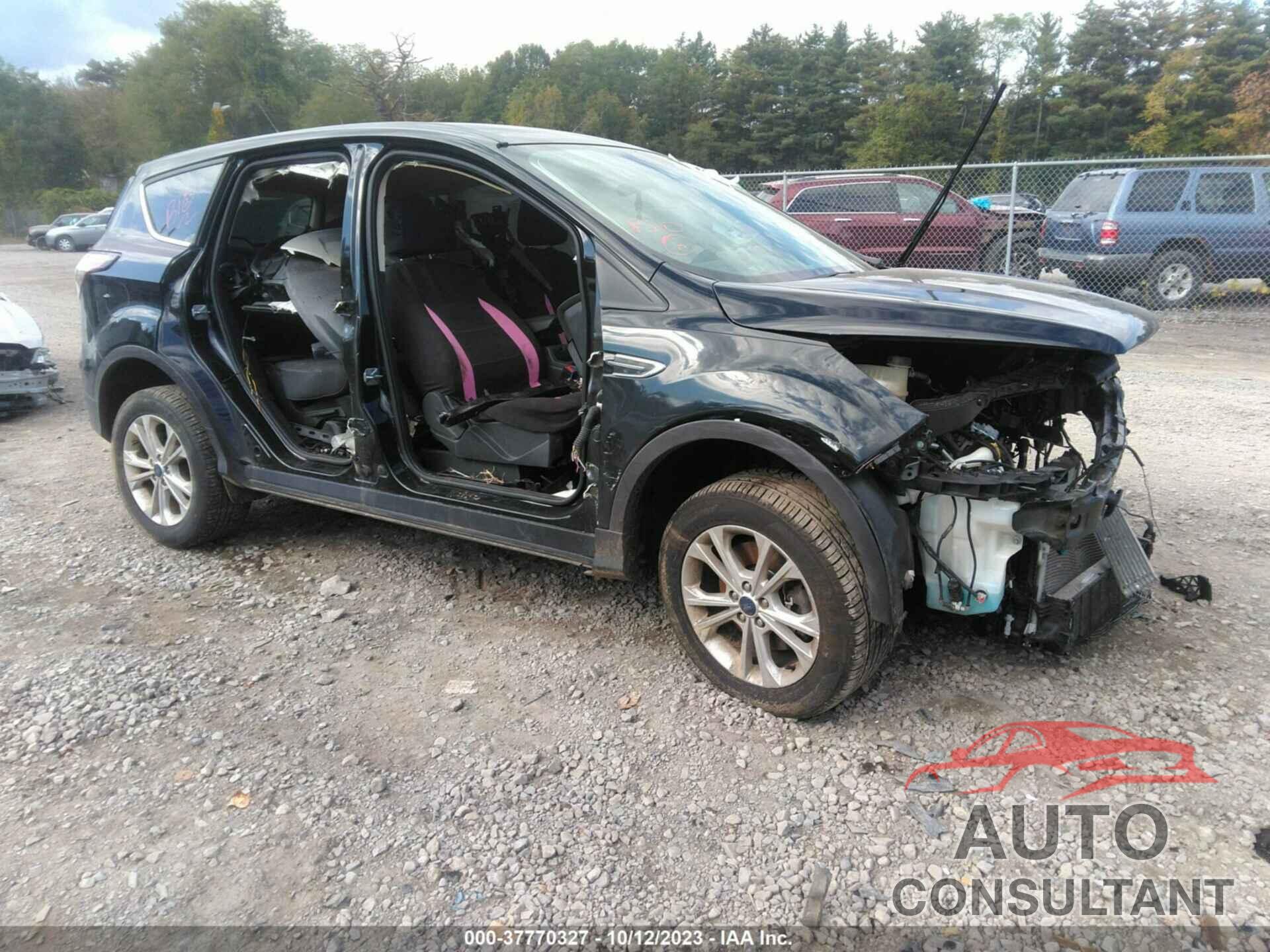 FORD ESCAPE 2017 - 1FMCU9GD8HUD99691