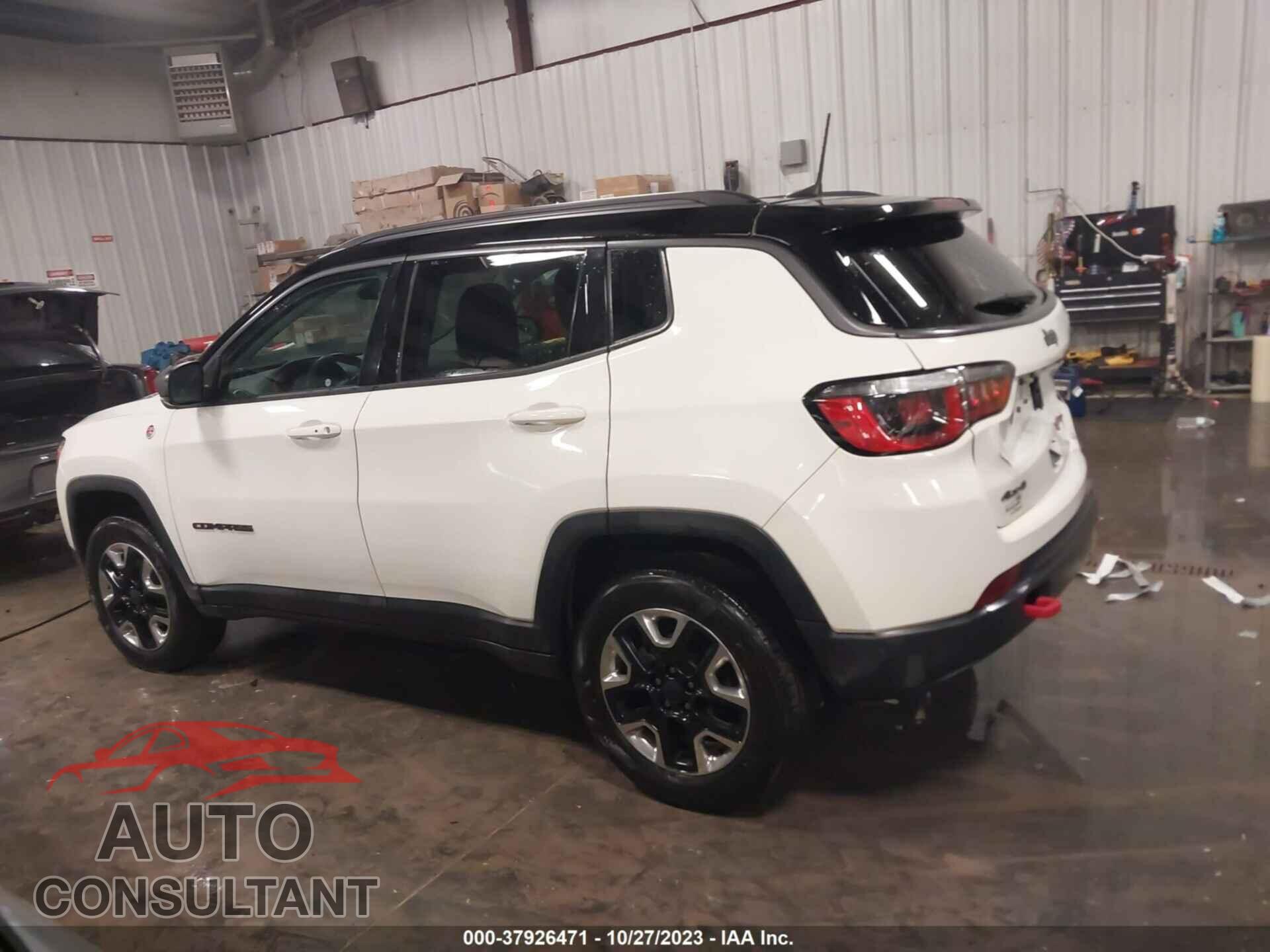 JEEP COMPASS 2018 - 3C4NJDDB7JT357623