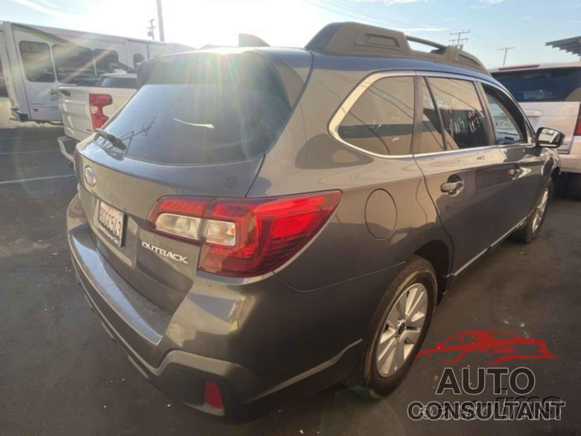 SUBARU OUTBACK 2018 - 4S4BSAFCXJ3317158