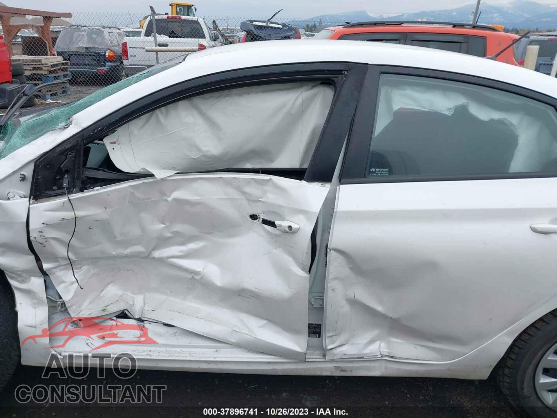 HYUNDAI ACCENT 2019 - 3KPC24A38KE060593