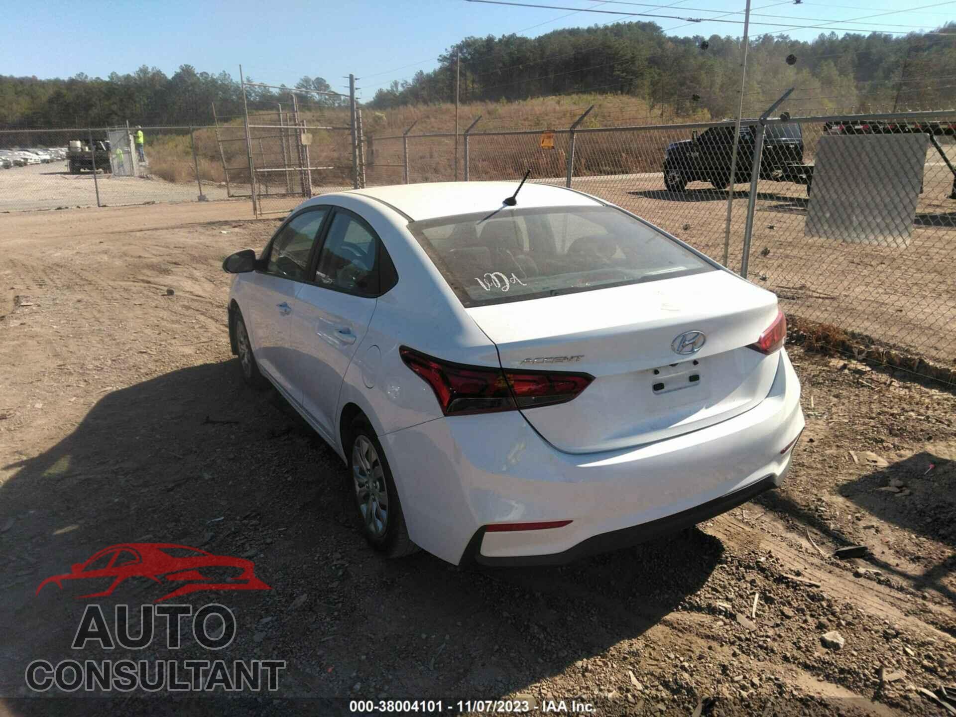 HYUNDAI ACCENT 2018 - 3KPC24A34JE028562