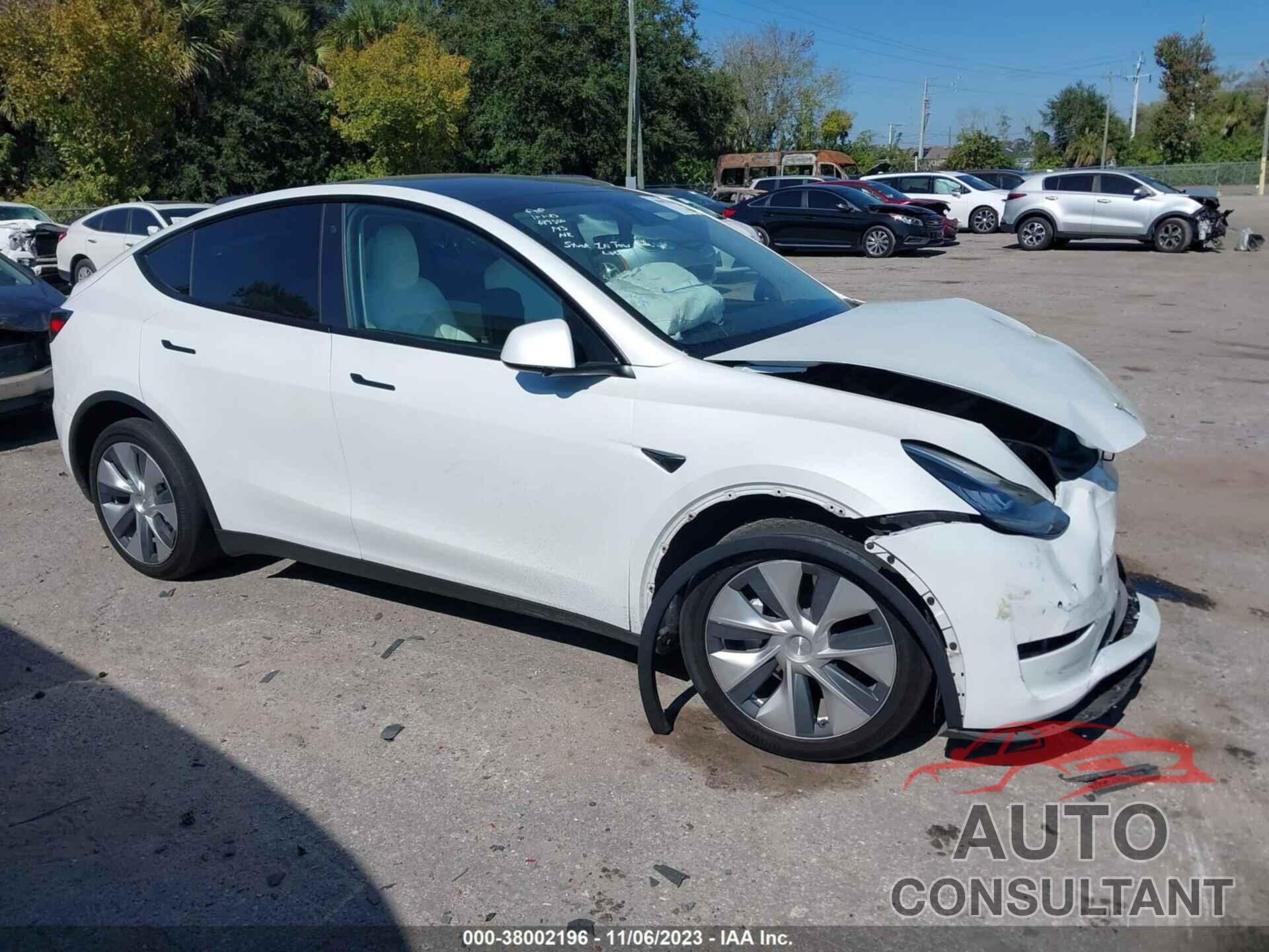 TESLA MODEL Y 2020 - 5YJYGDEE6LF049817