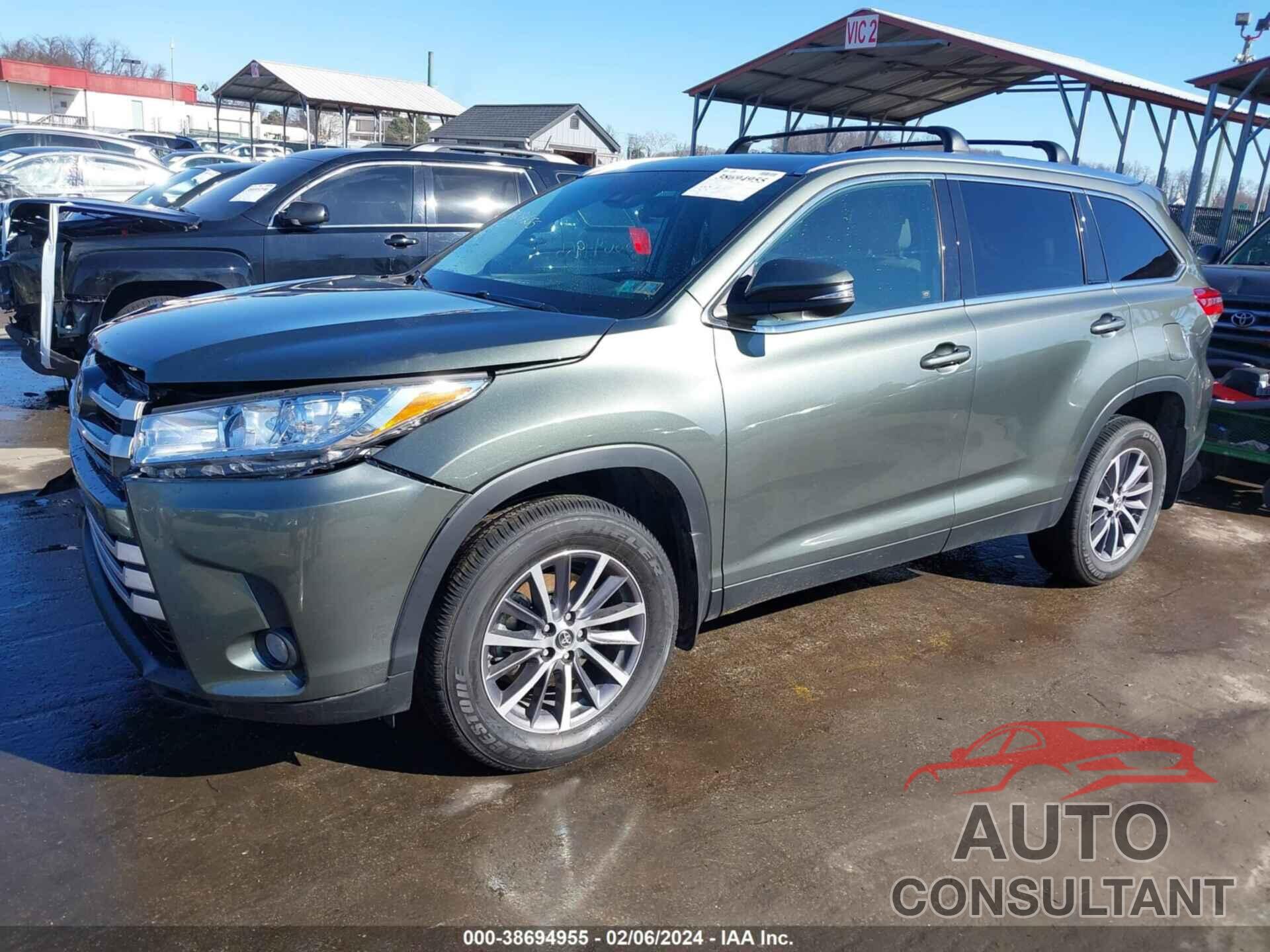 TOYOTA HIGHLANDER 2019 - 5TDJZRFH5KS708496