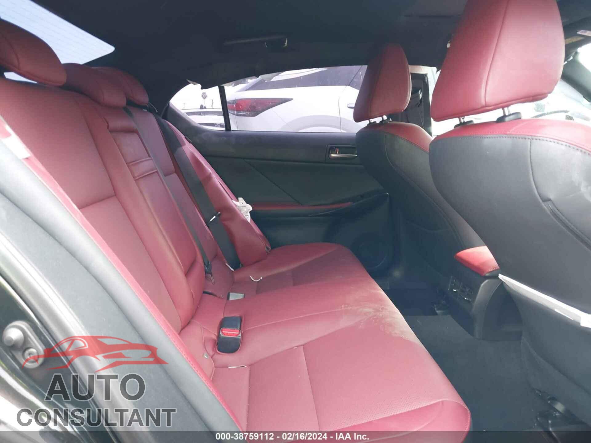 LEXUS IS 2021 - JTHCA1D25M5115860