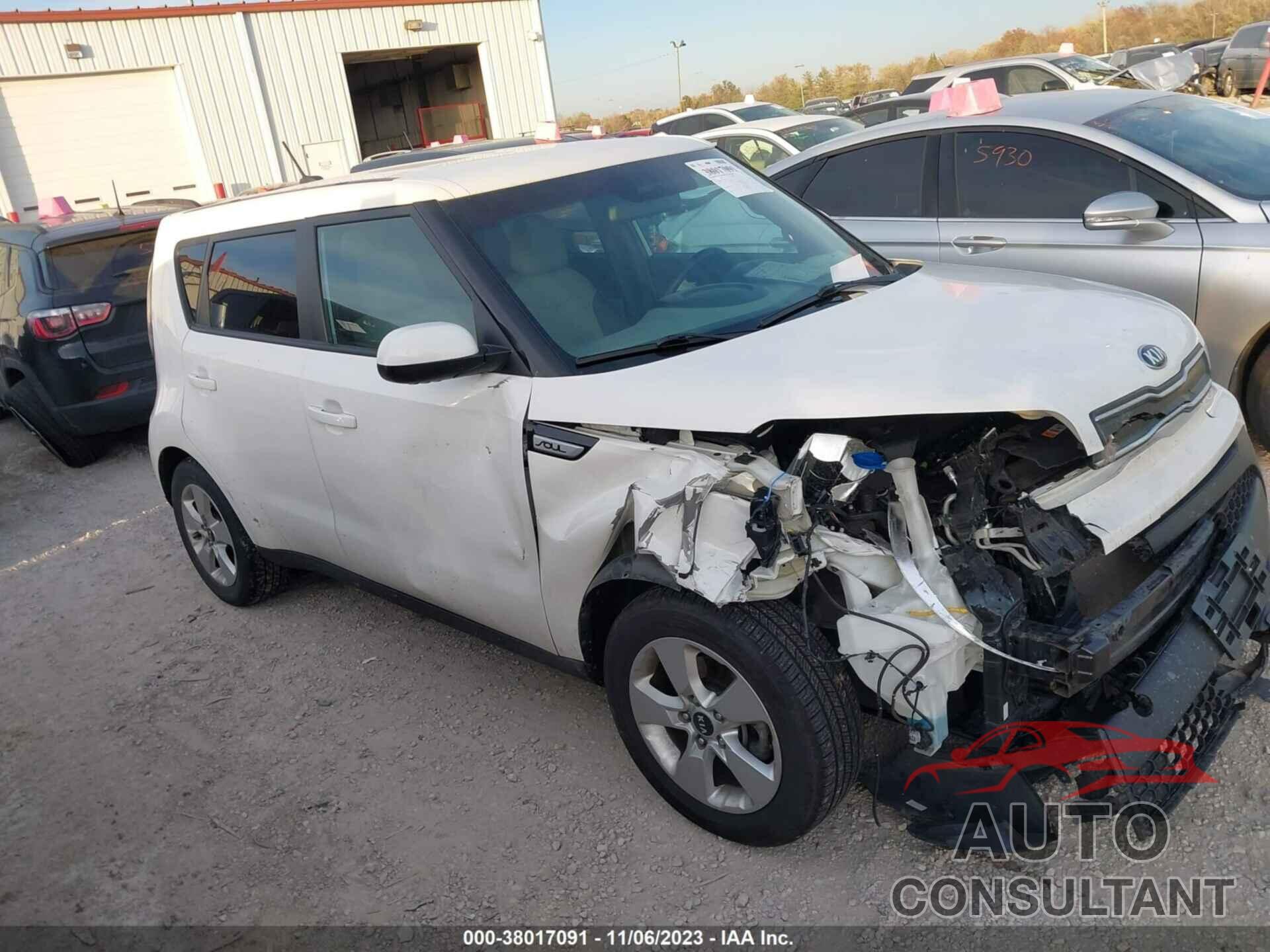 KIA SOUL 2018 - KNDJN2A27J7563895