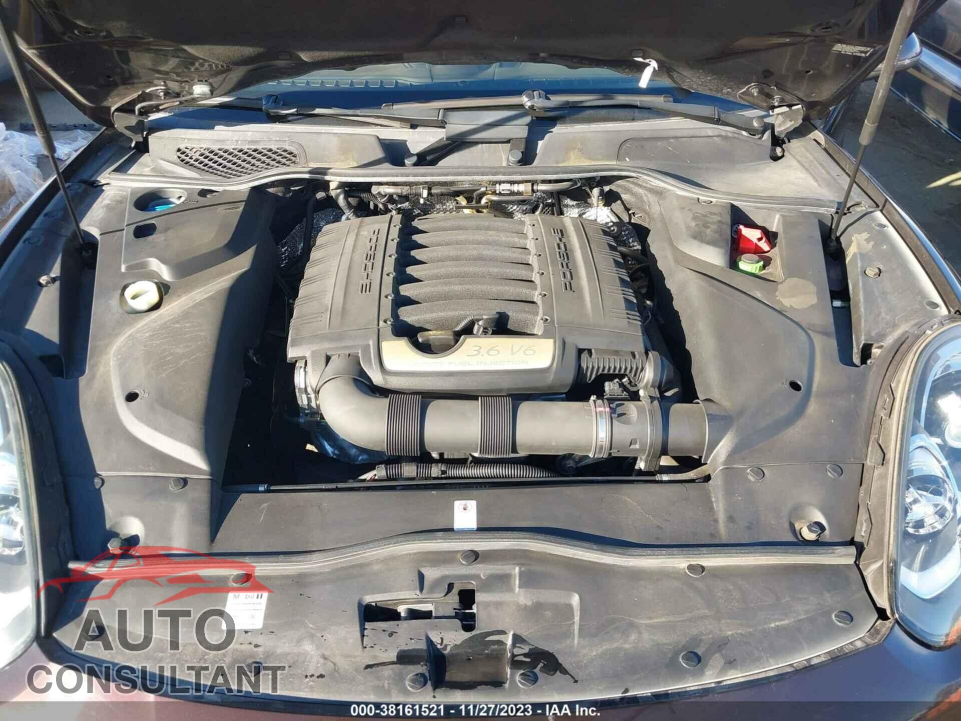 PORSCHE CAYENNE 2018 - WP1AA2A20JKA05636