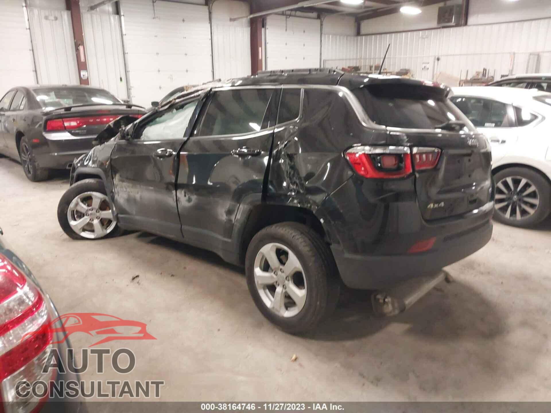 JEEP COMPASS 2019 - 3C4NJDBB1KT813748