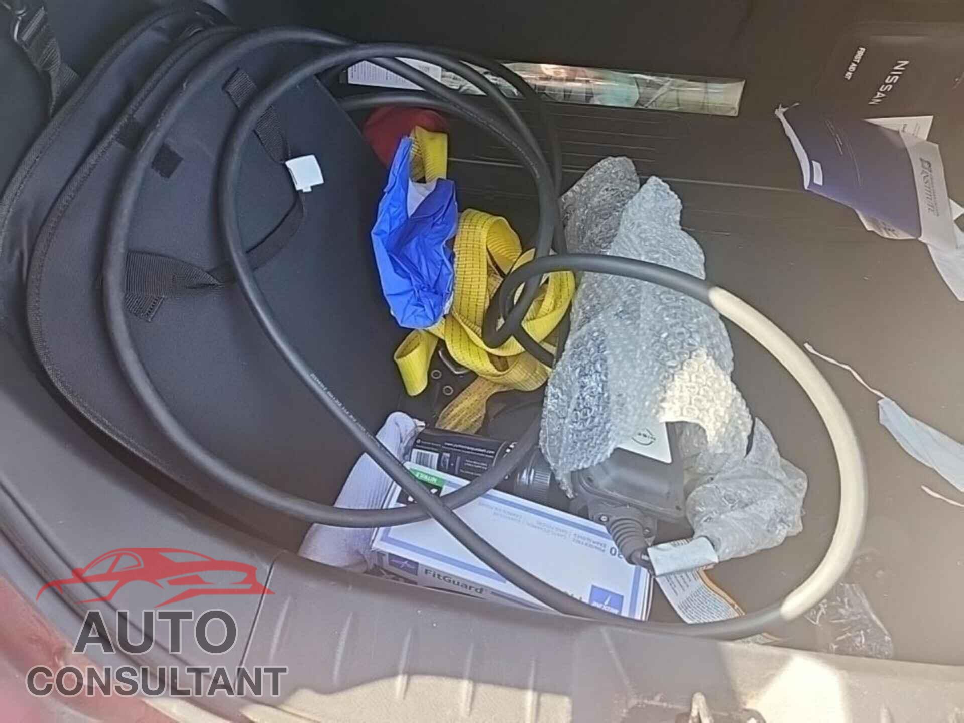 NISSAN LEAF 2022 - 1N4BZ1DV3NC553473
