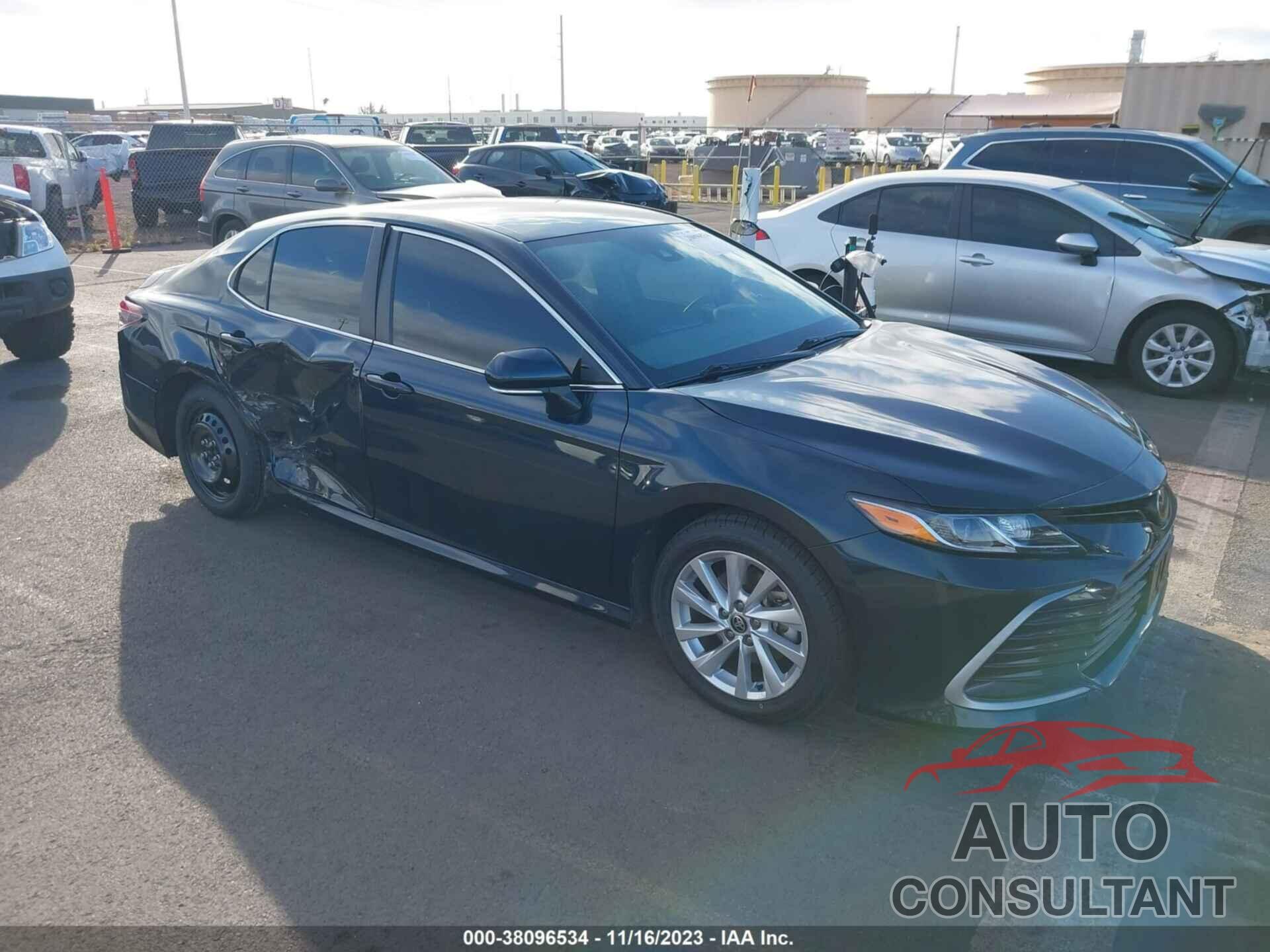 TOYOTA CAMRY 2021 - 4T1R11AK2MU477355