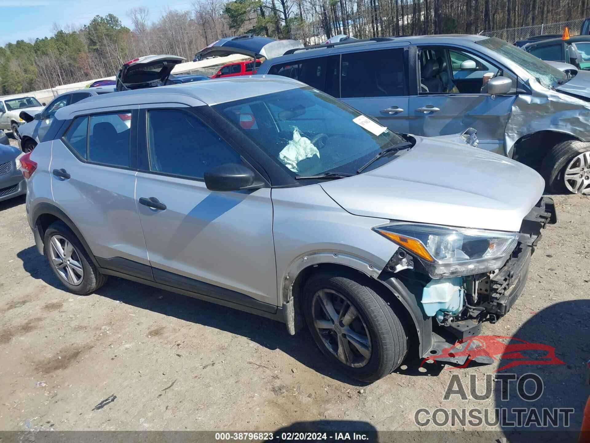 NISSAN KICKS 2018 - 3N1CP5CU2JL514265