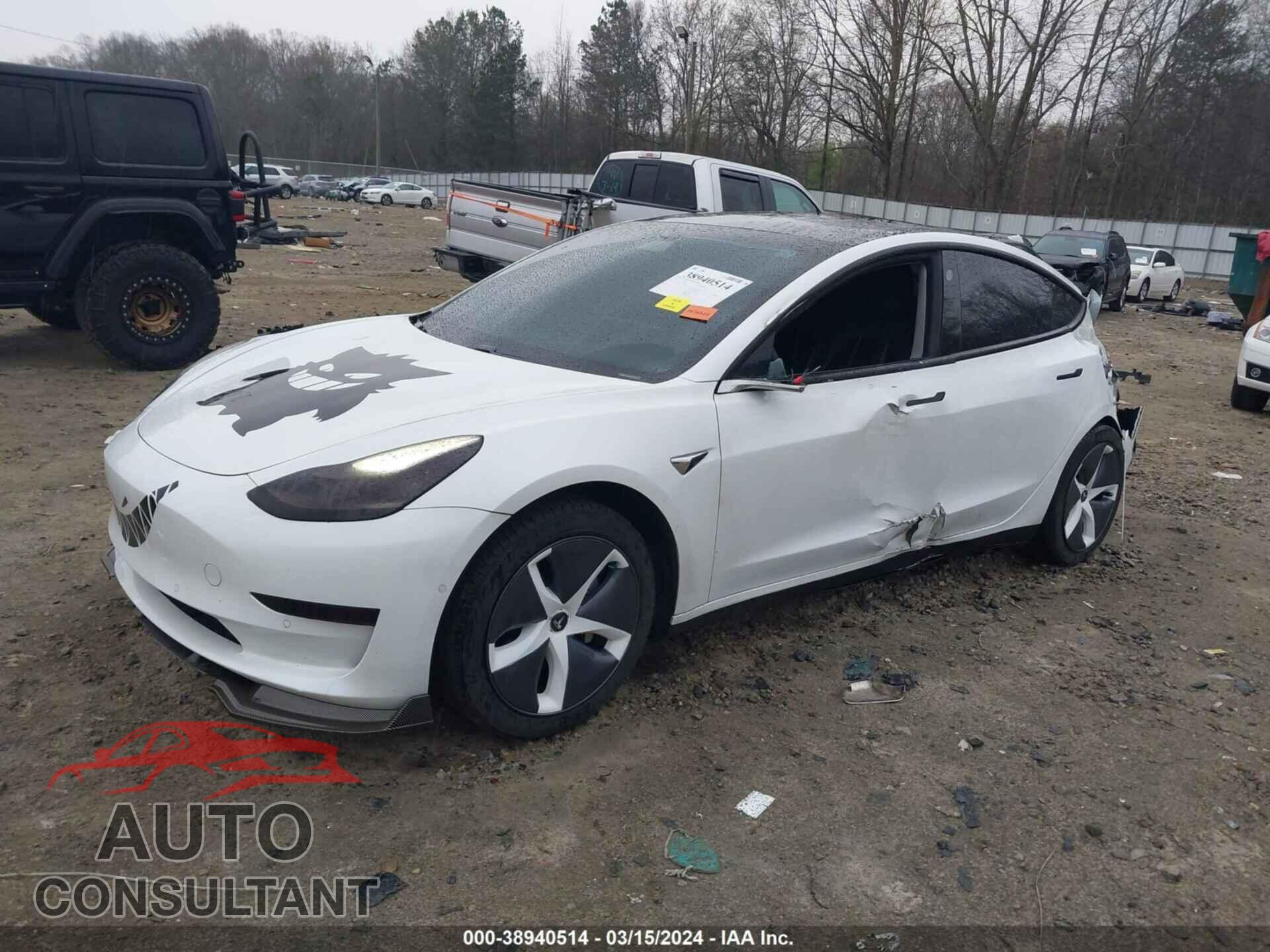 TESLA MODEL 3 2020 - 5YJ3E1EA1LF736957