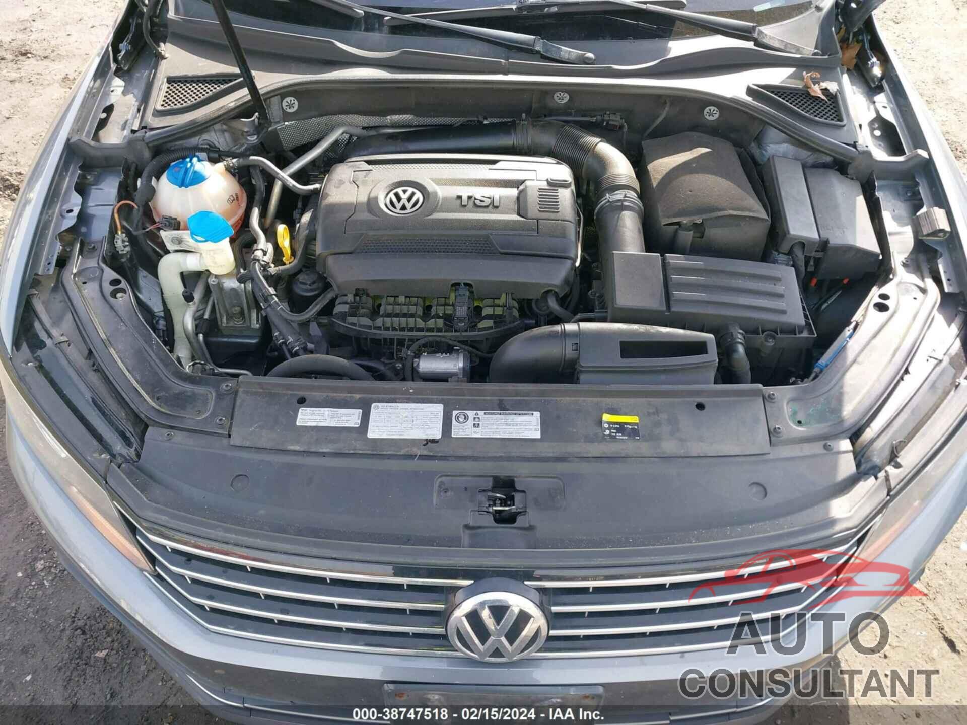 VOLKSWAGEN PASSAT 2016 - 1VWAT7A31GC052000