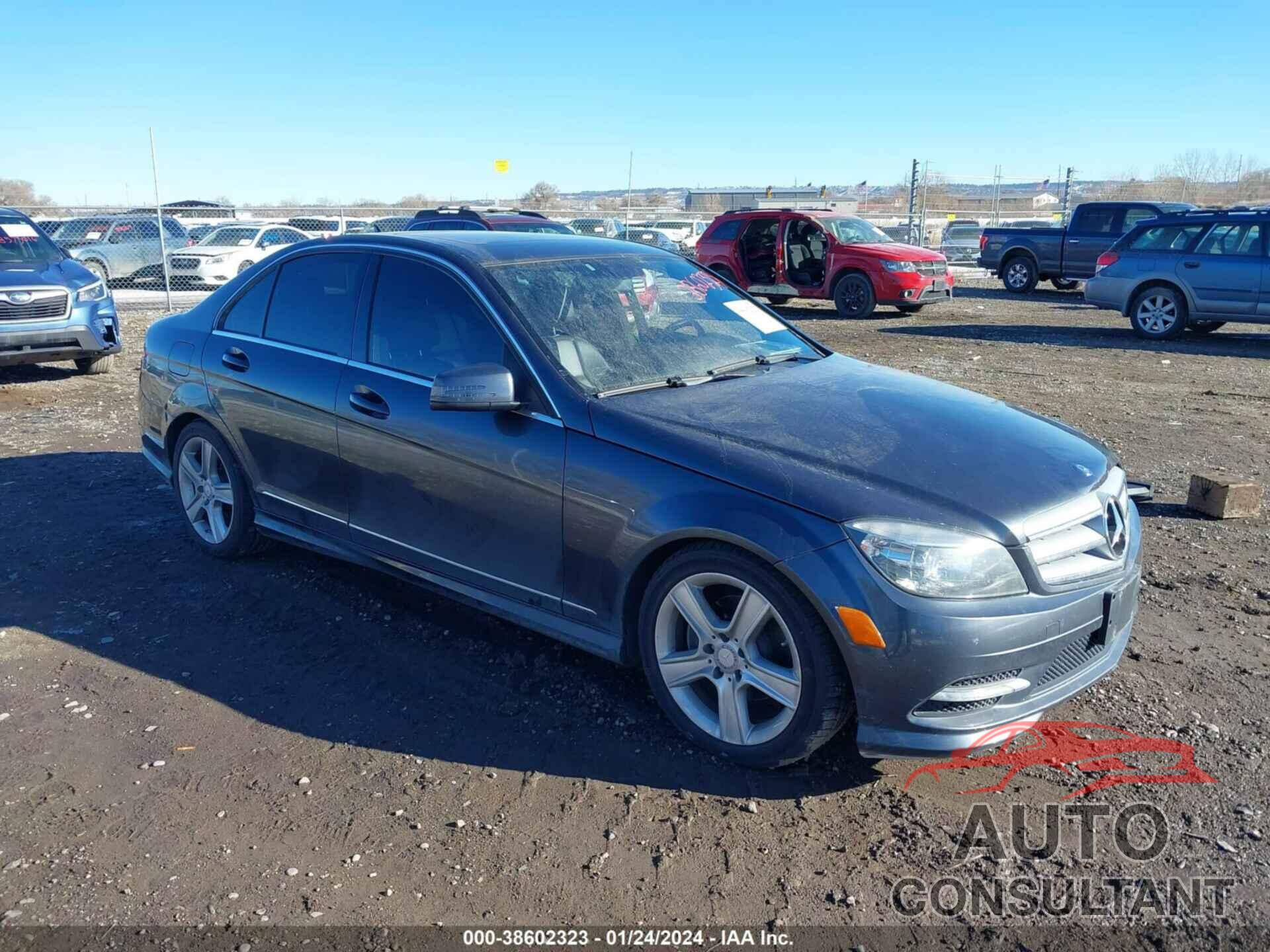 MERCEDES-BENZ C 300 2011 - WDDGF8BB2BR183948