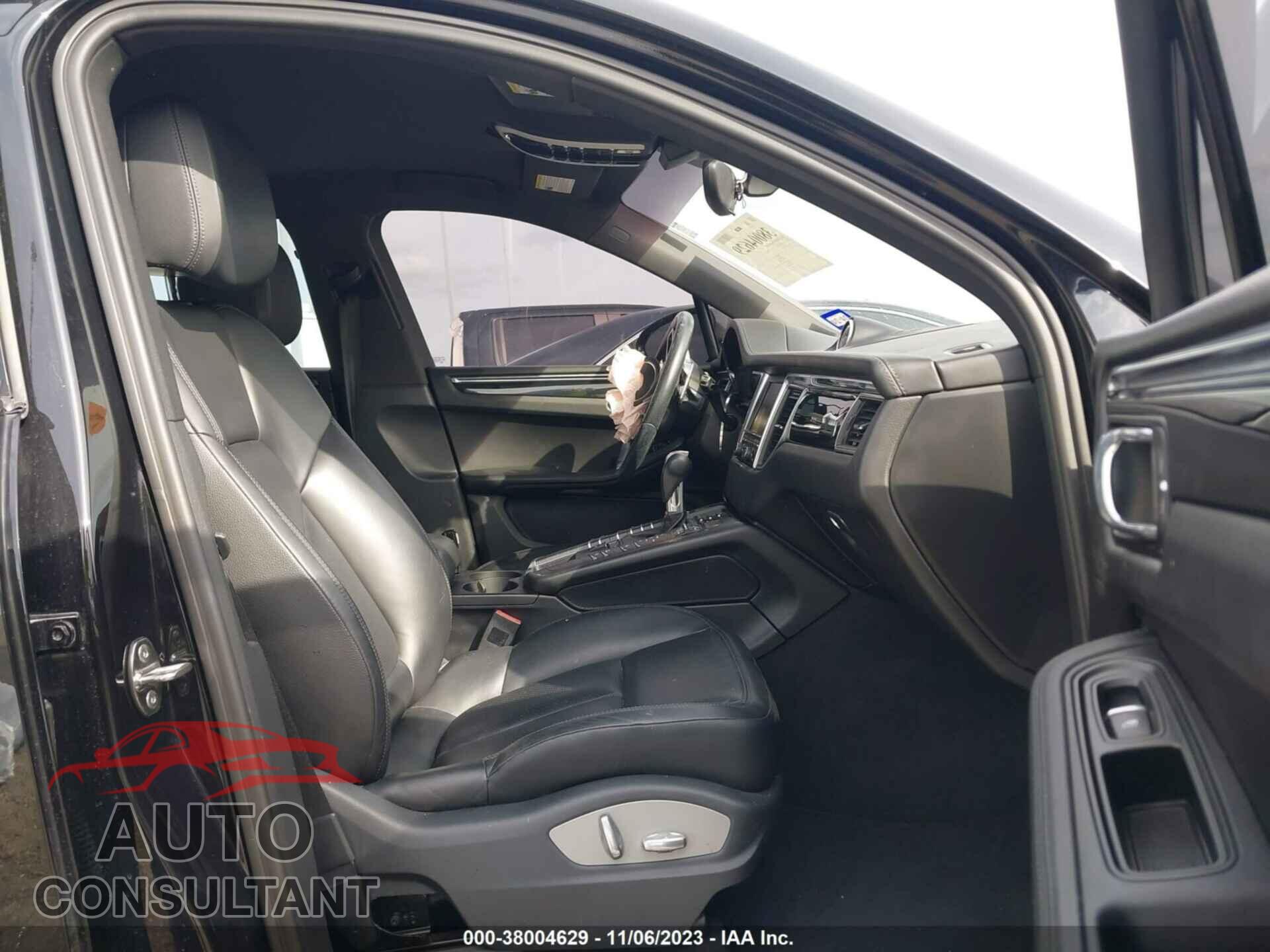 PORSCHE MACAN 2016 - WP1AB2A52GLB41423