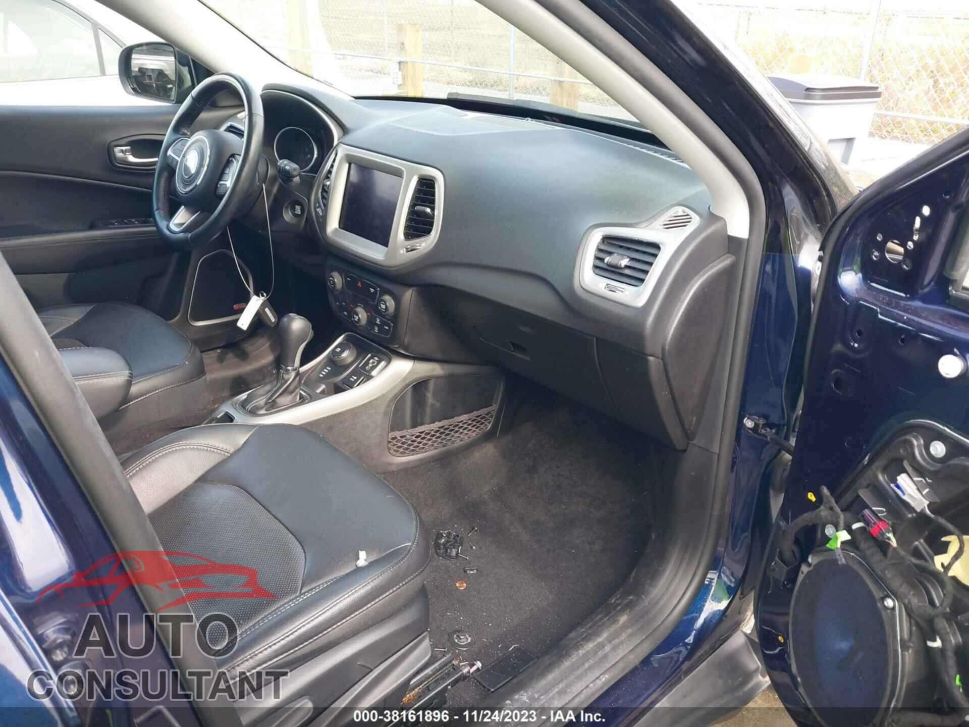 JEEP COMPASS 2019 - 3C4NJDCB9KT812331