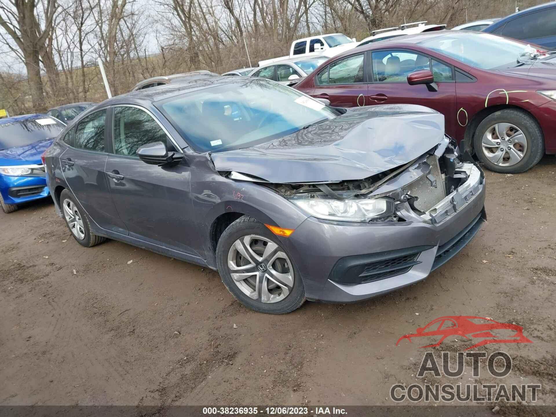 HONDA CIVIC 2018 - 19XFC2F58JE016097