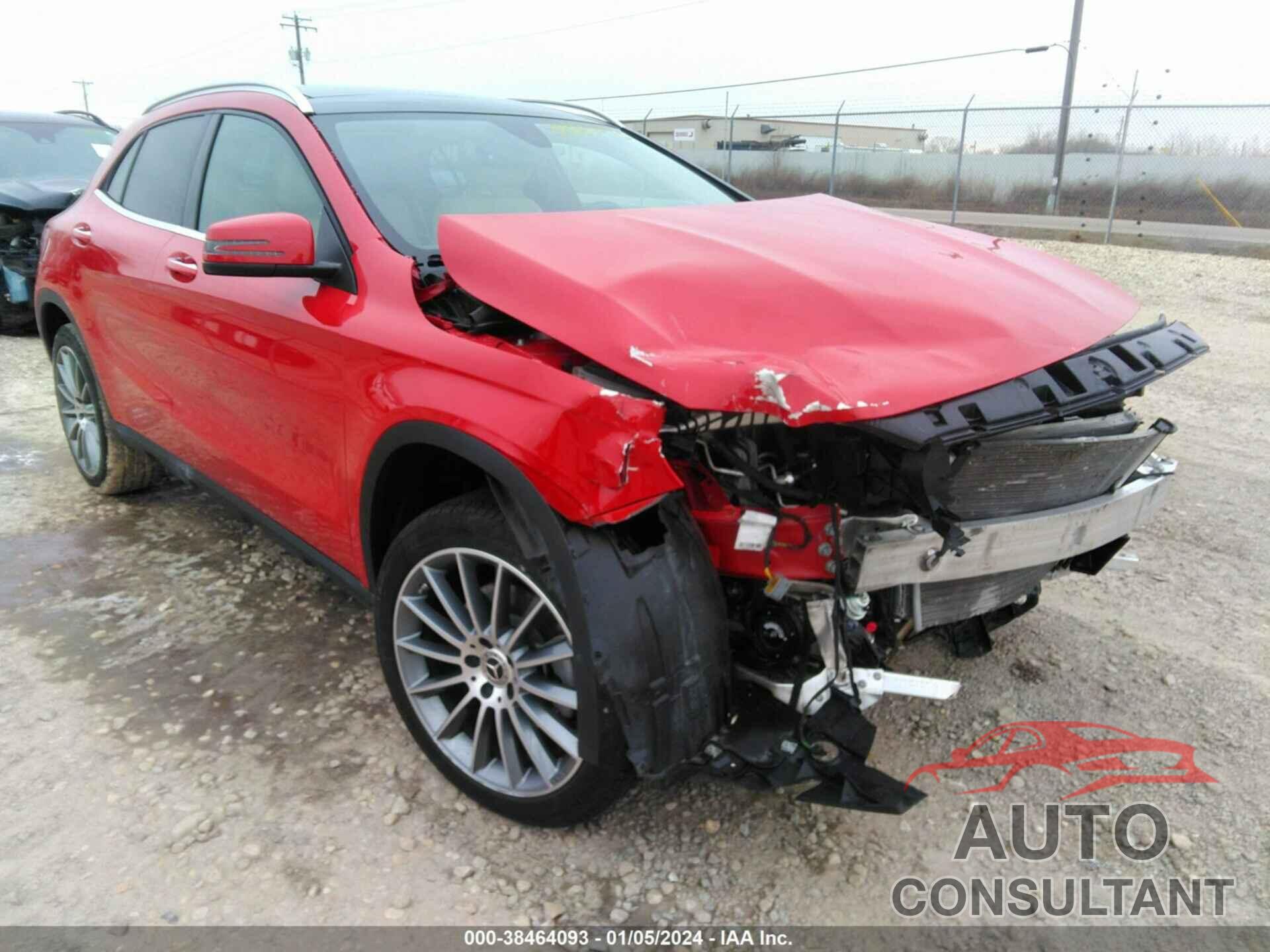 MERCEDES-BENZ GLA 250 2018 - WDCTG4GB9JJ487664