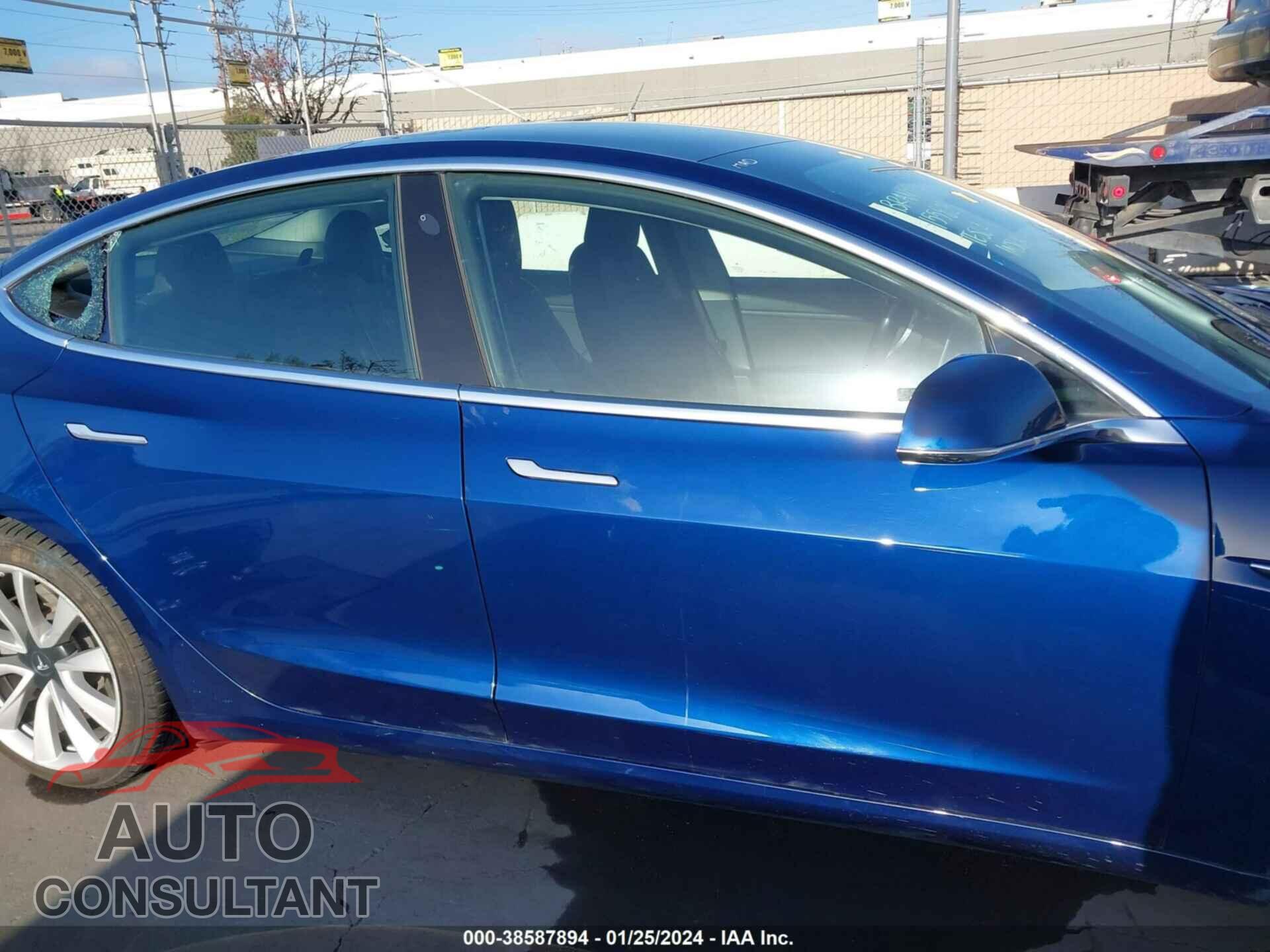 TESLA MODEL 3 2019 - 5YJ3E1EA5KF332011