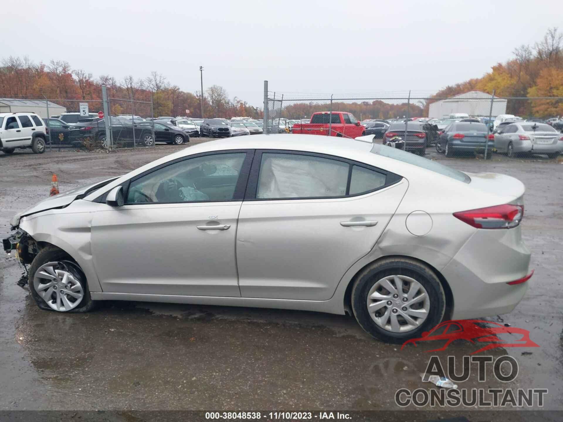 HYUNDAI ELANTRA 2018 - 5NPD74LF6JH366277