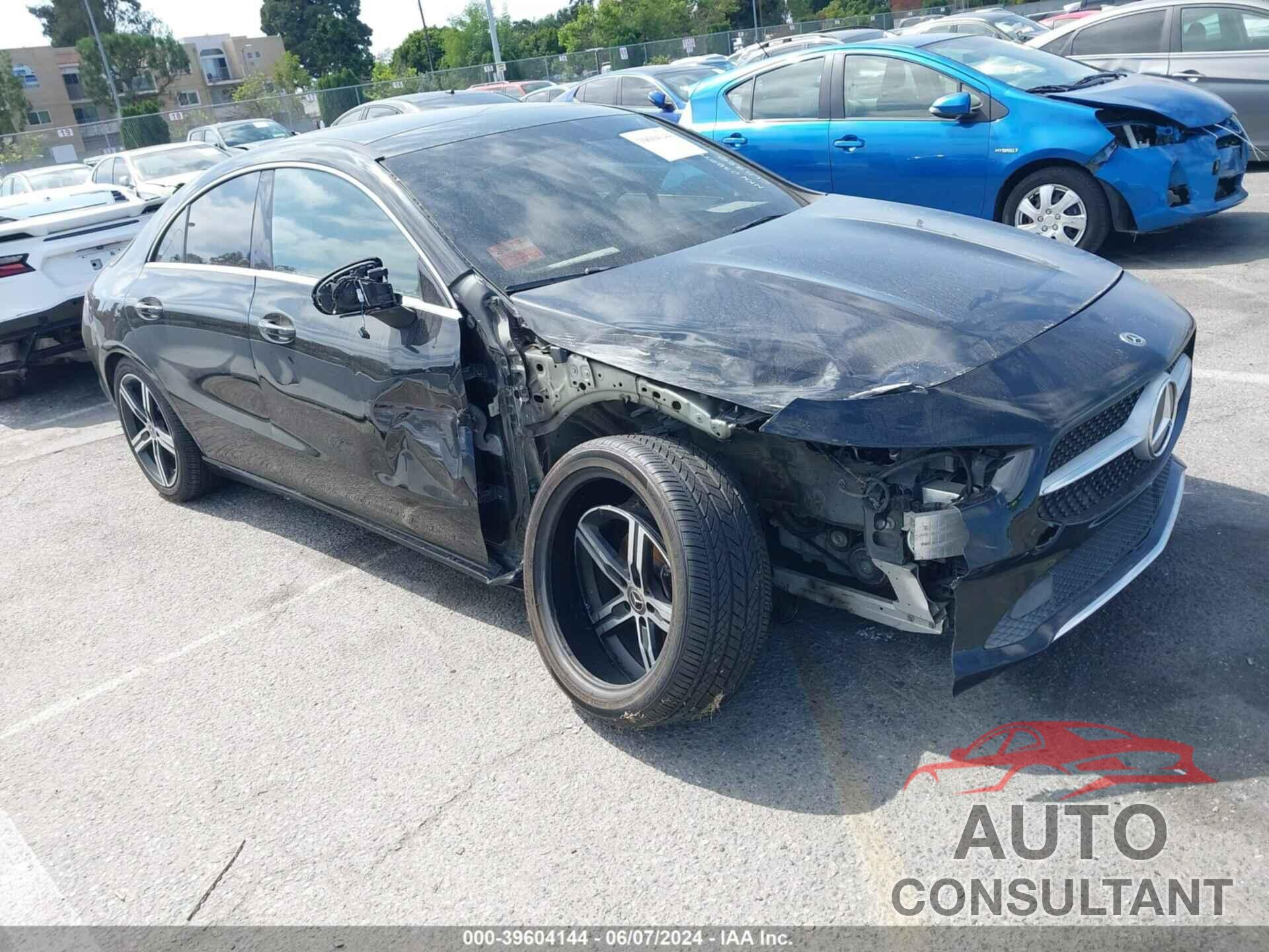MERCEDES-BENZ CLA 250 2020 - WDD5J4GB9LN038079