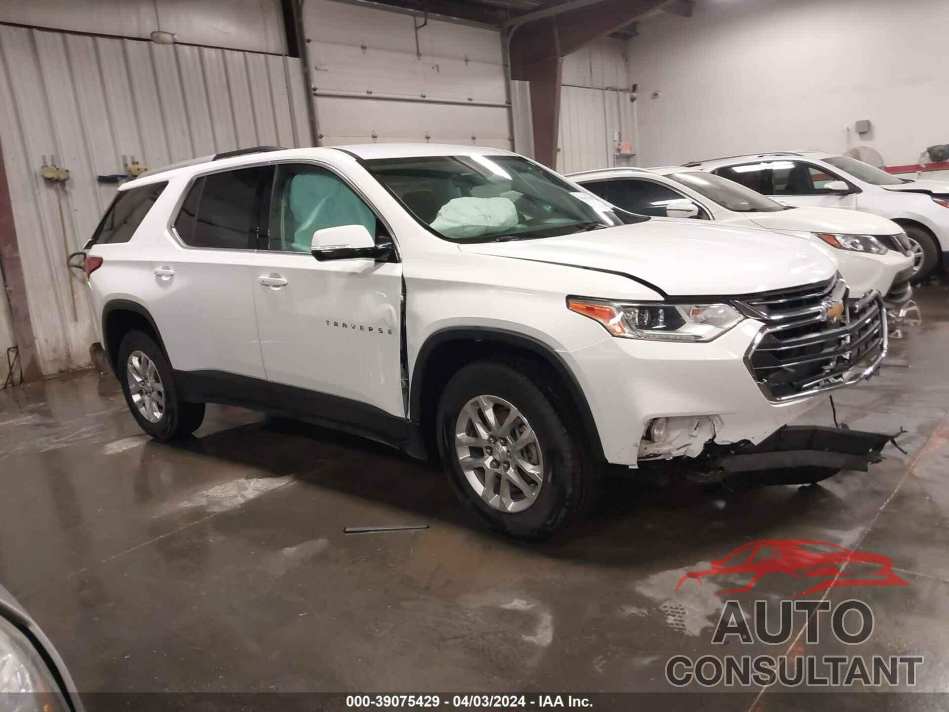 CHEVROLET TRAVERSE 2018 - 1GNEVGKW7JJ130331