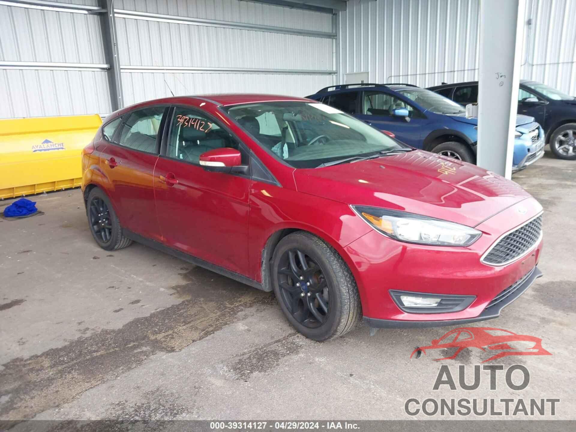 FORD FOCUS 2016 - 1FADP3K27GL222319