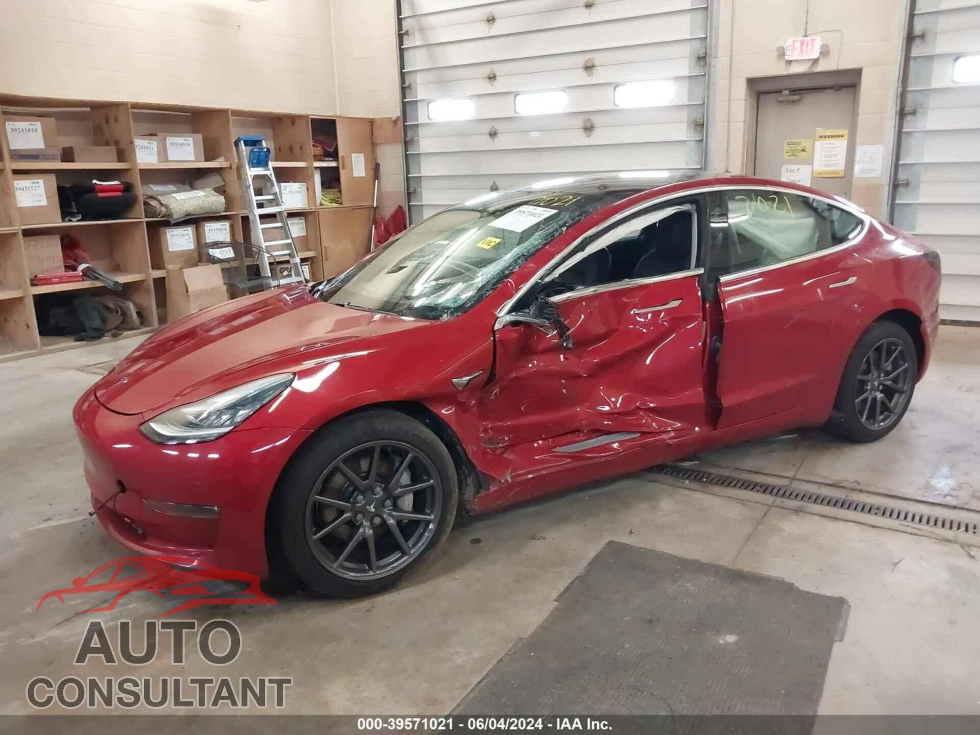 TESLA MODEL 3 2018 - 5YJ3E1EB5JF104856