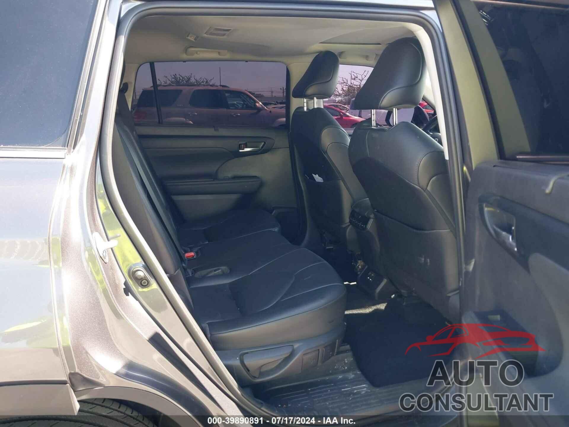 TOYOTA HIGHLANDER 2021 - 5TDGZRAH3MS068180