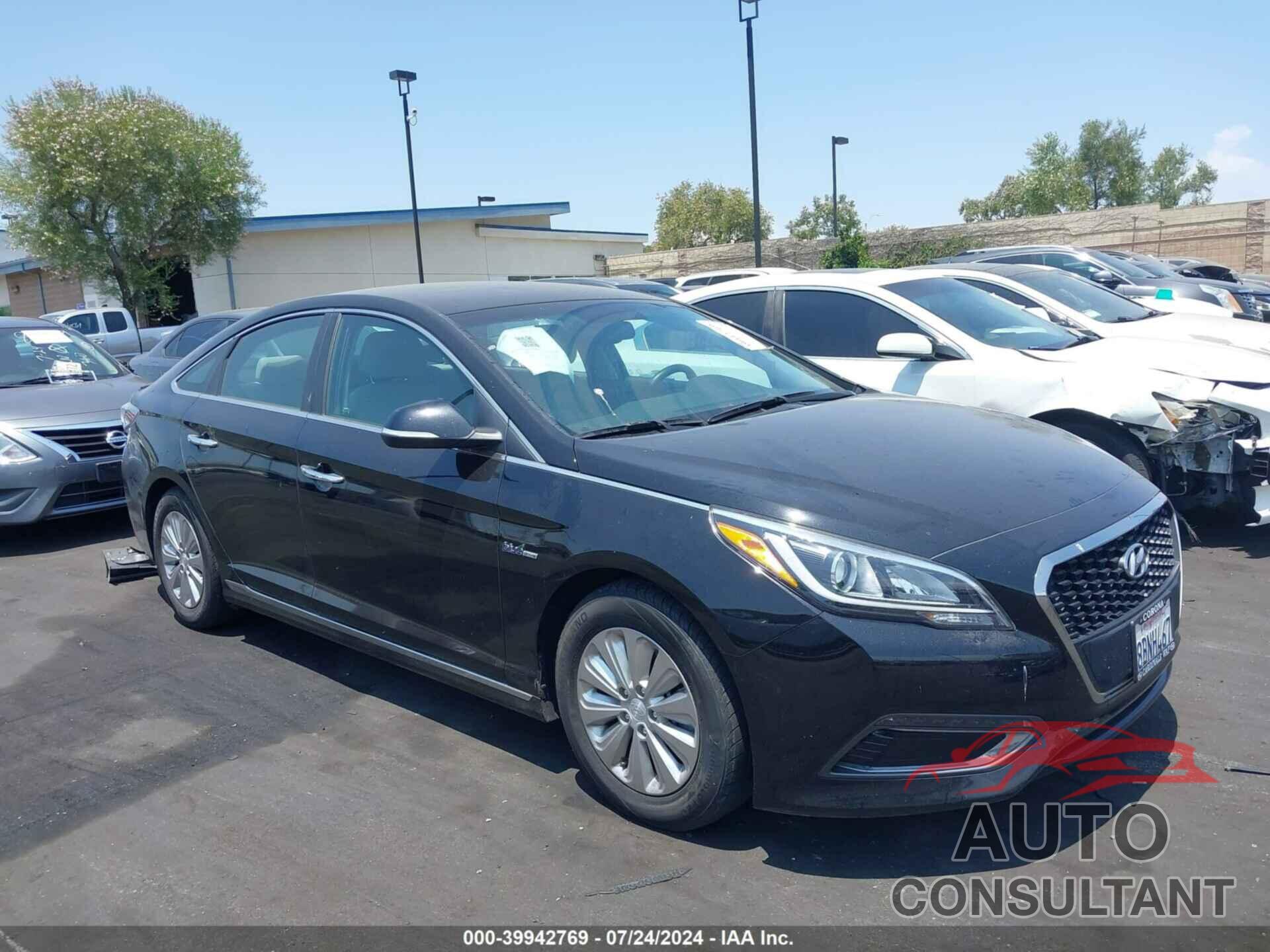 HYUNDAI SONATA HYBRID 2017 - KMHE24L37HA074238