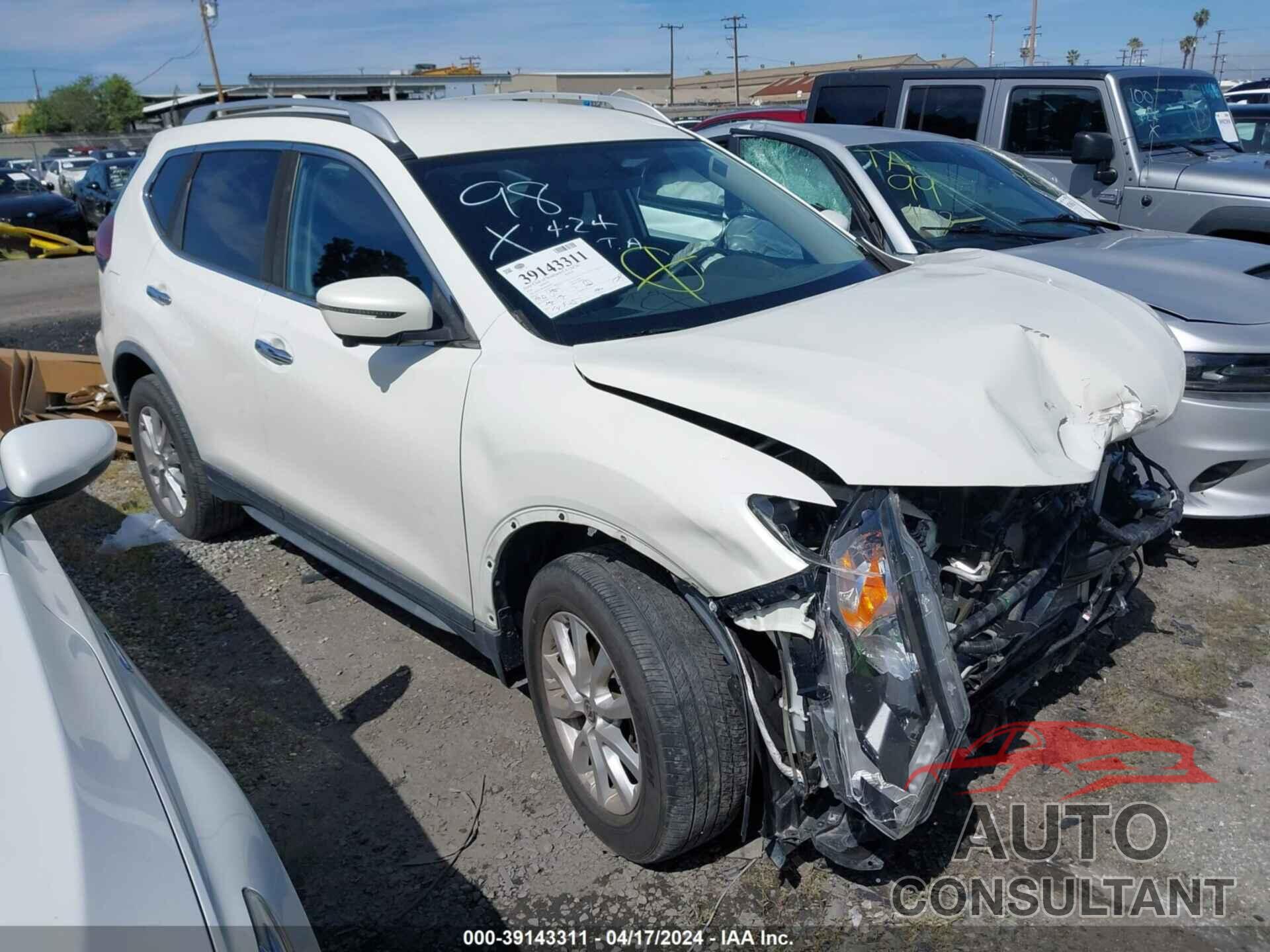 NISSAN ROGUE 2018 - JN8AT2MT4JW468876