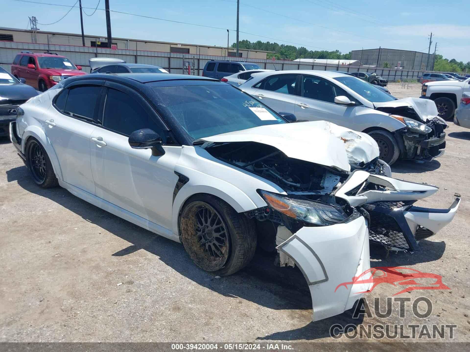 TOYOTA CAMRY 2019 - 4T1BZ1HK5KU021816