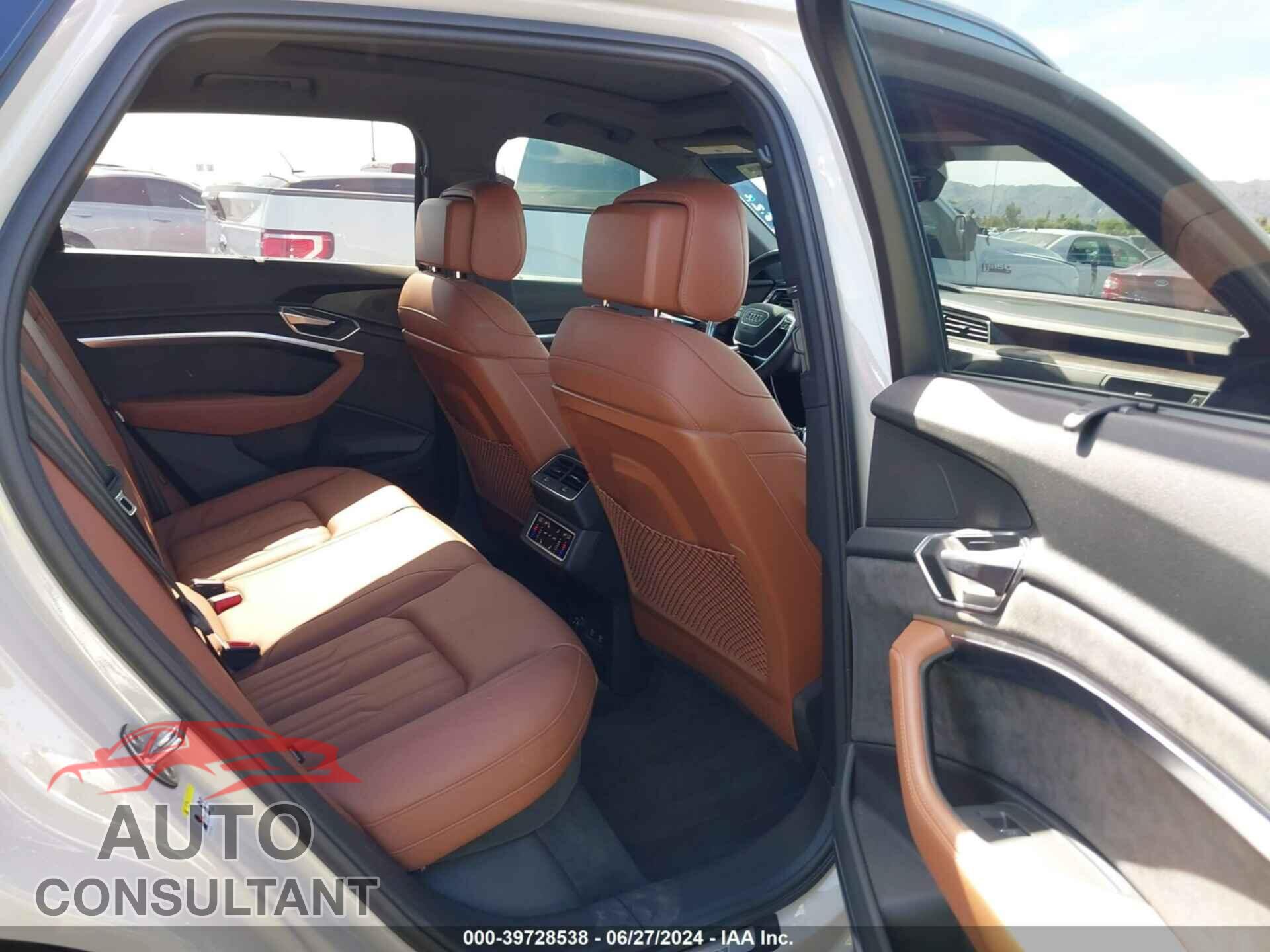AUDI E-TRON 2021 - WA1VABGE7MB019925