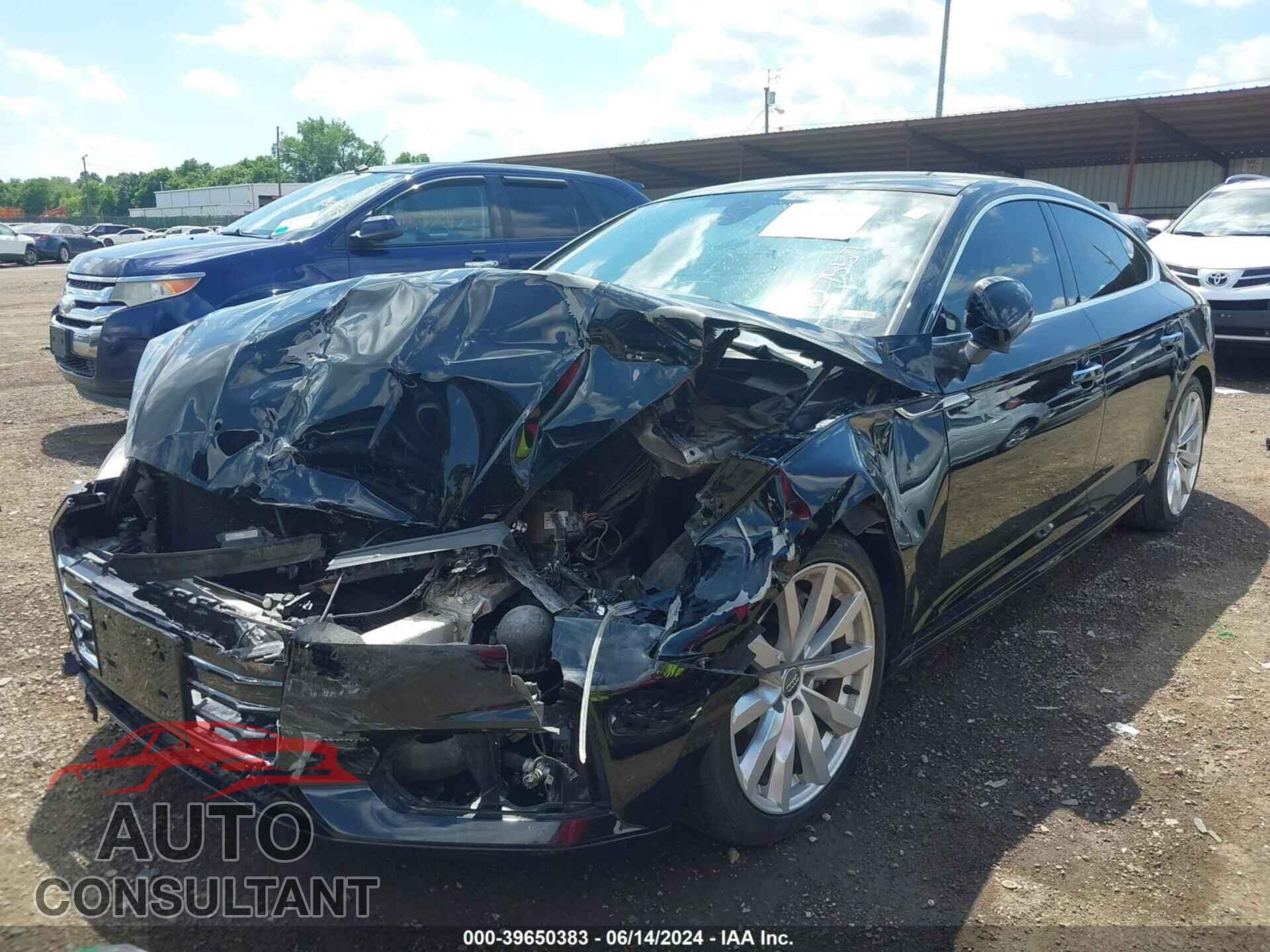 AUDI A5 2018 - WAUCNCF50JA007557