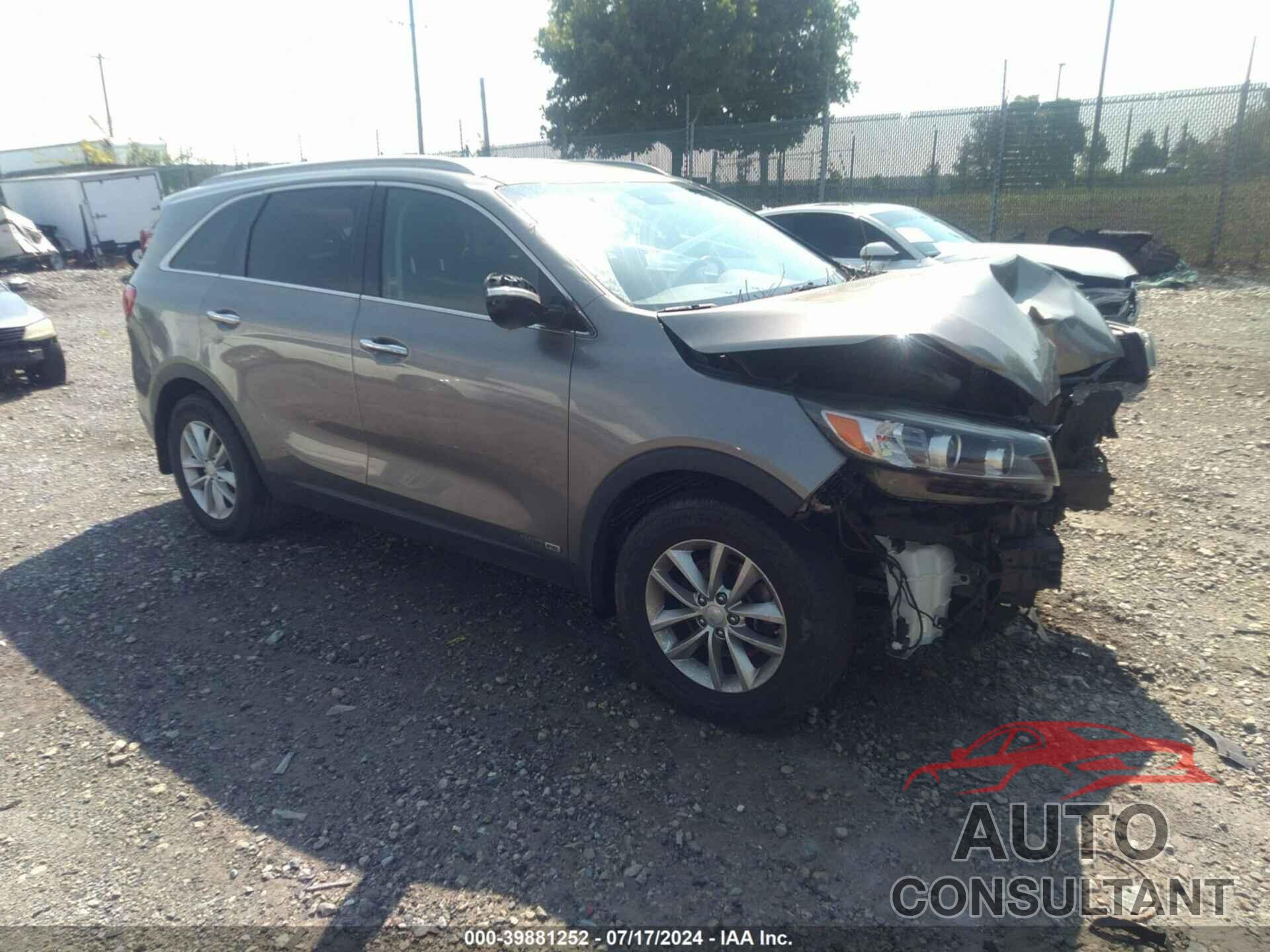 KIA SORENTO 2016 - 5XYPGDA57GG178424