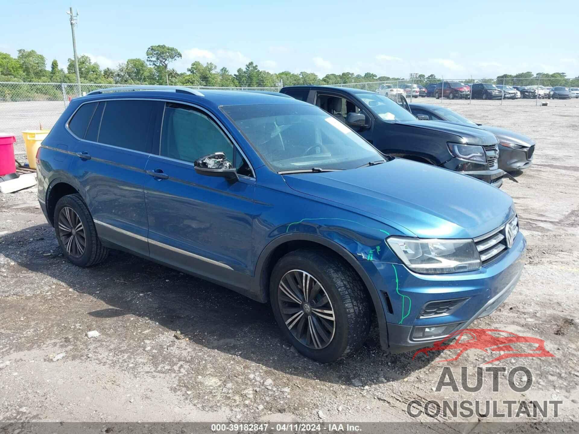 VOLKSWAGEN TIGUAN 2018 - 3VV3B7AX0JM007994