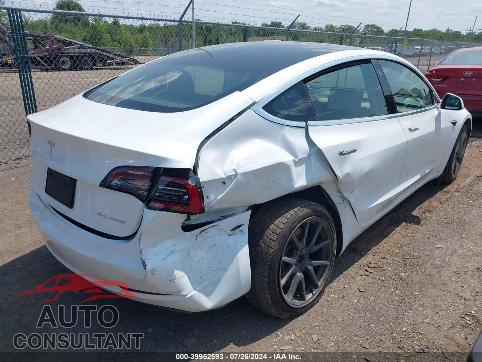 TESLA MODEL 3 2019 - 5YJ3E1EB7KF433348